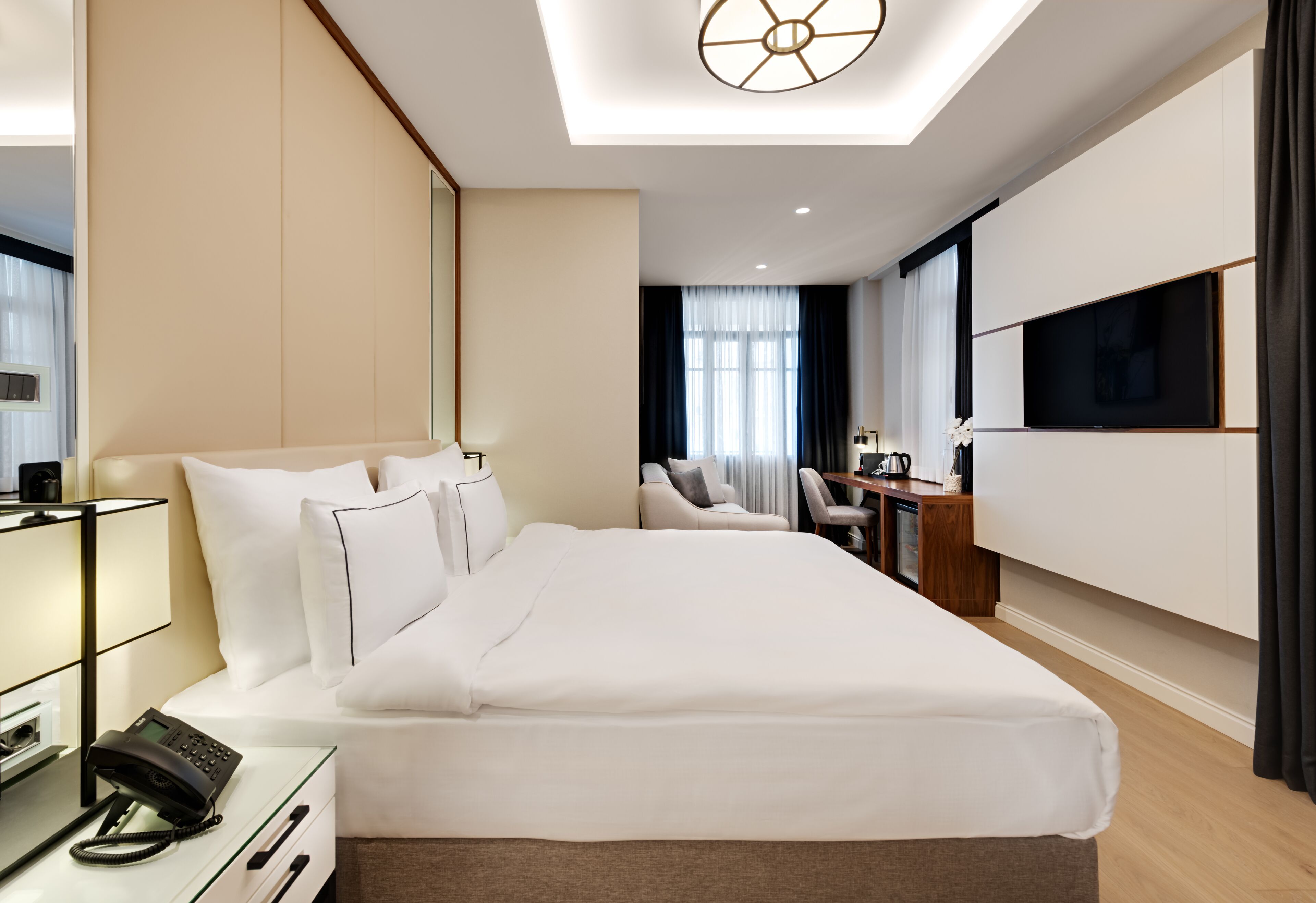 Gleam Collection Hotel
