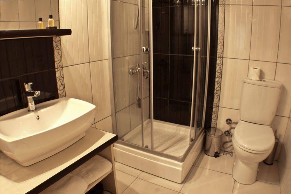 Glorina Hotel