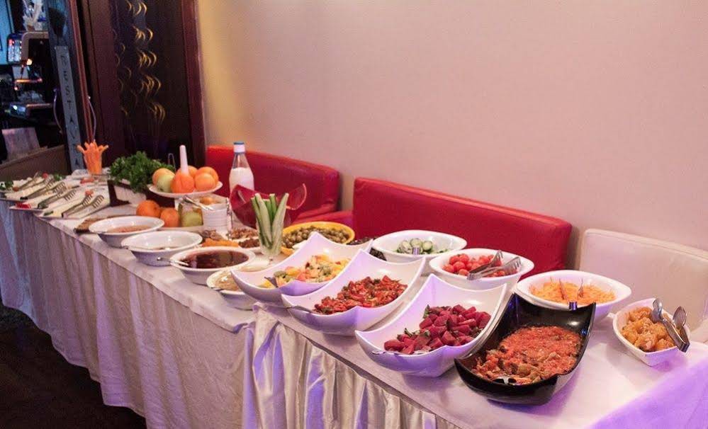 Glorina Hotel