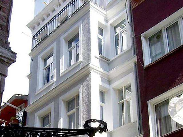 Godzilla Hostel Istanbul