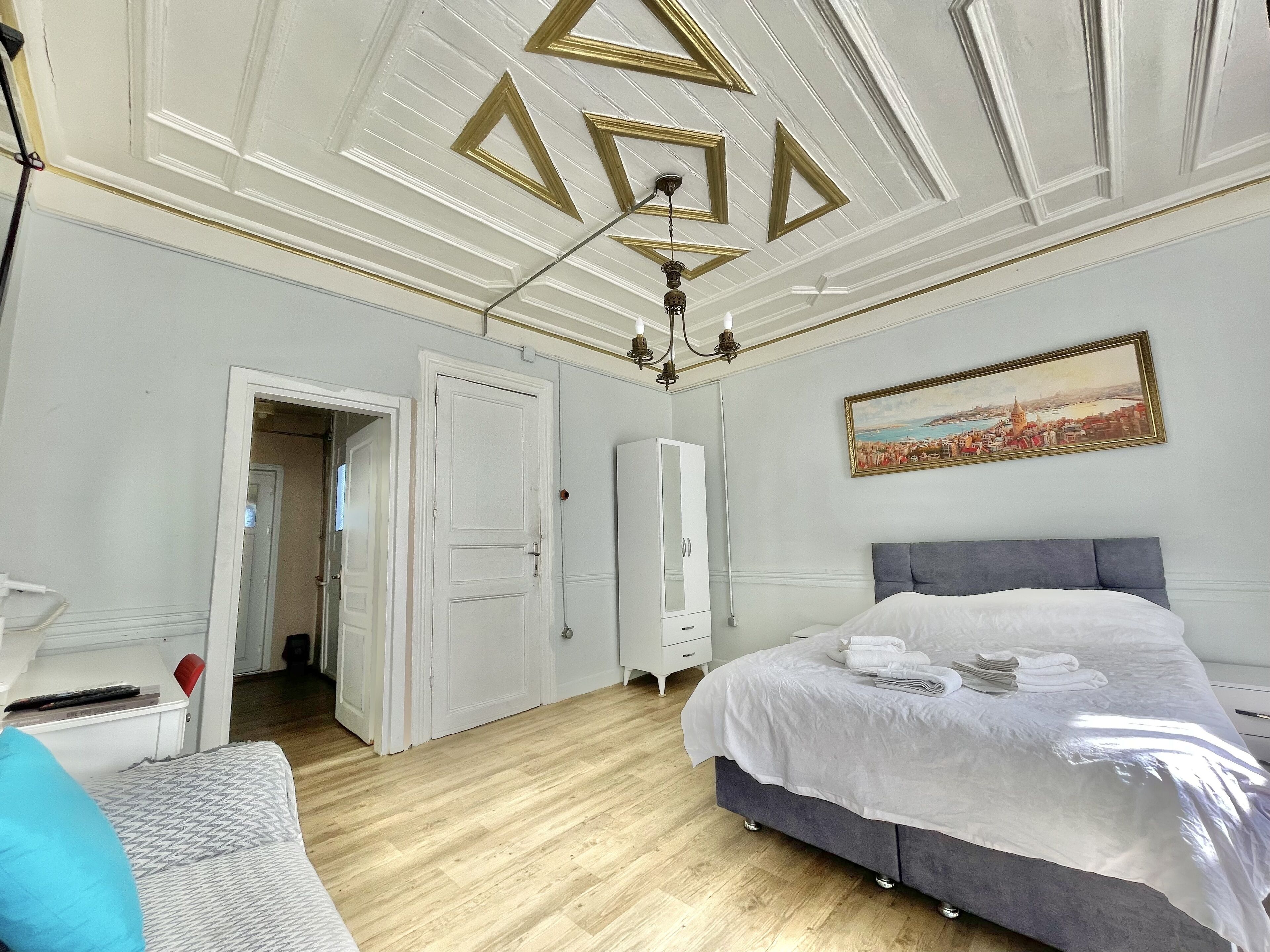 Golden Home