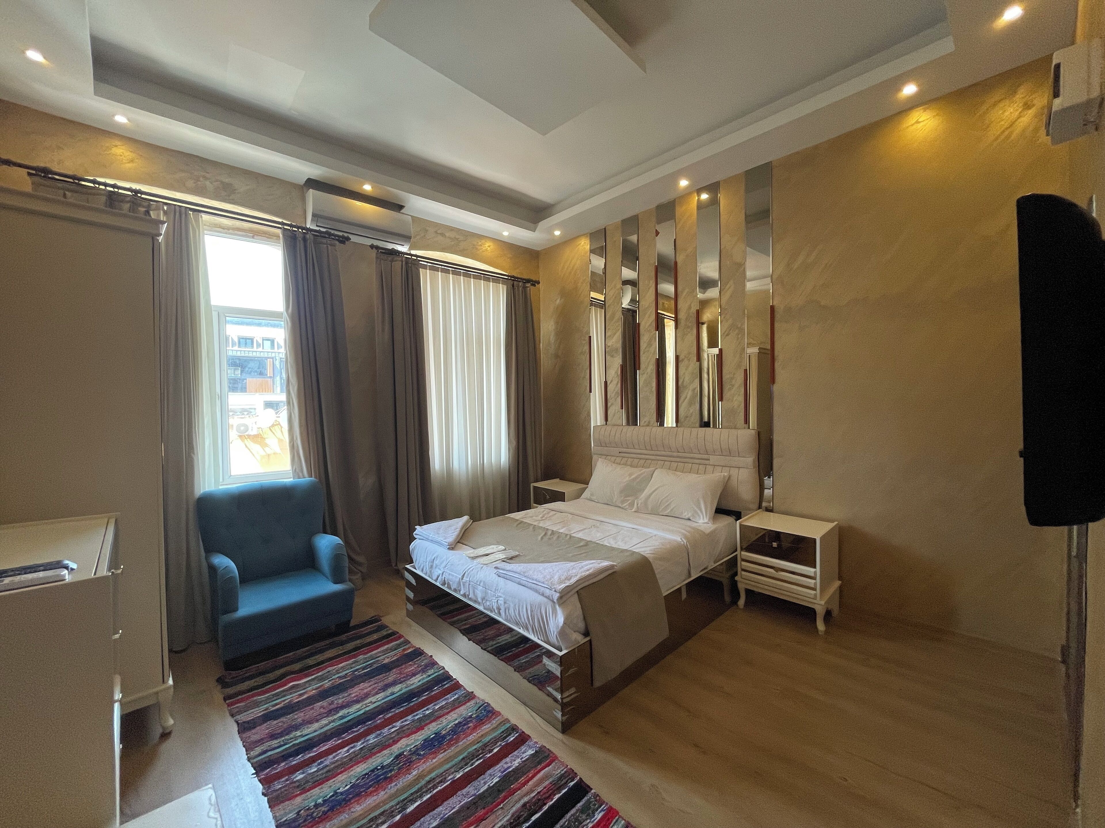 Taksim Stone Wall Apartments