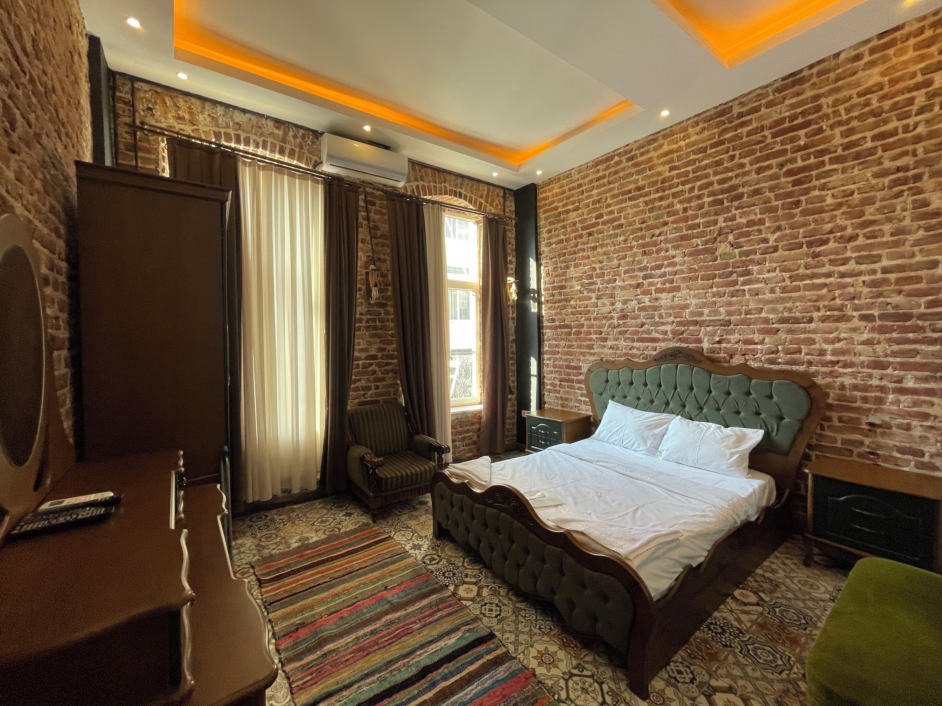 Taksim Stone Wall Apartments