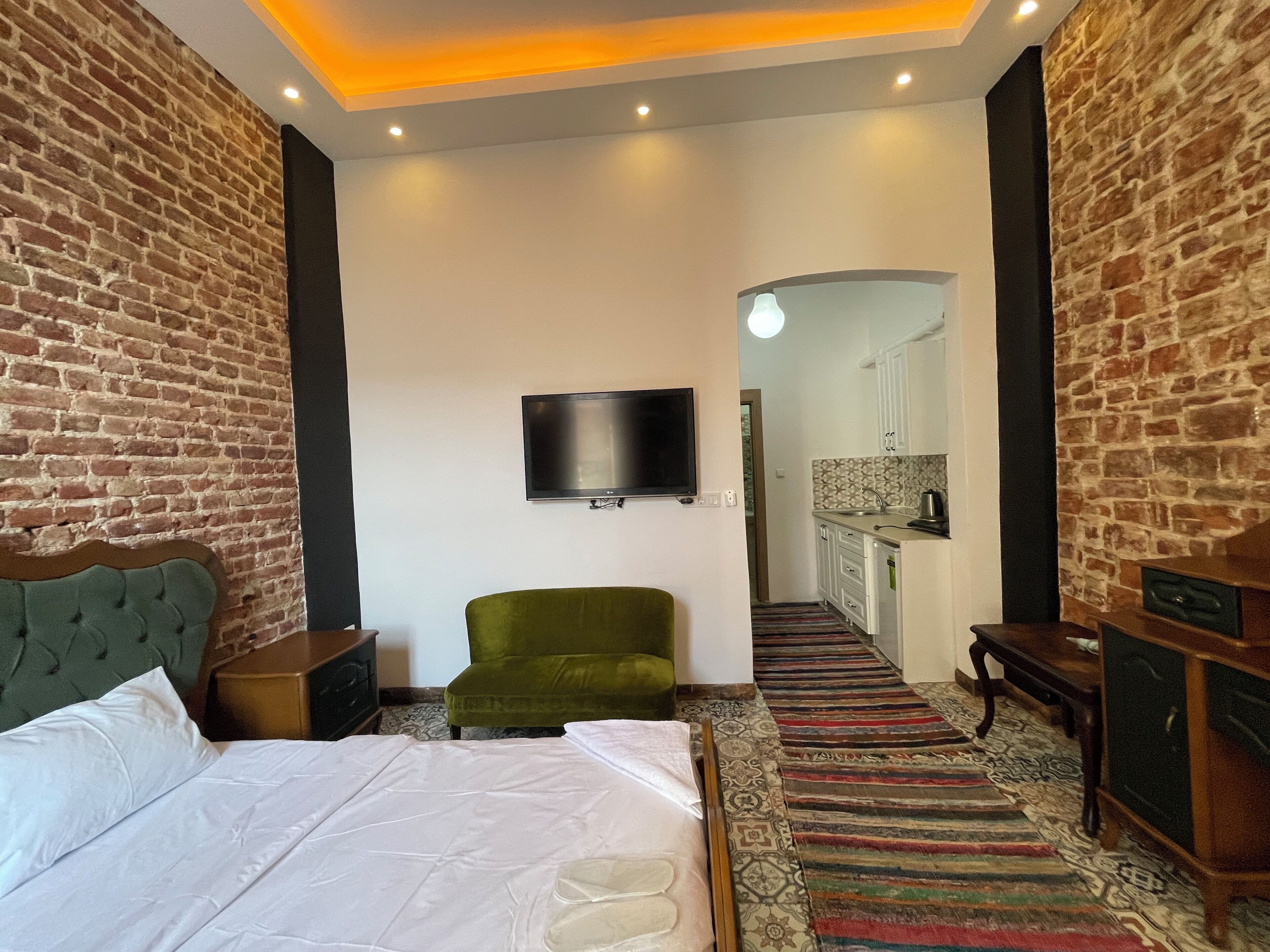 Taksim Stone Wall Apartments
