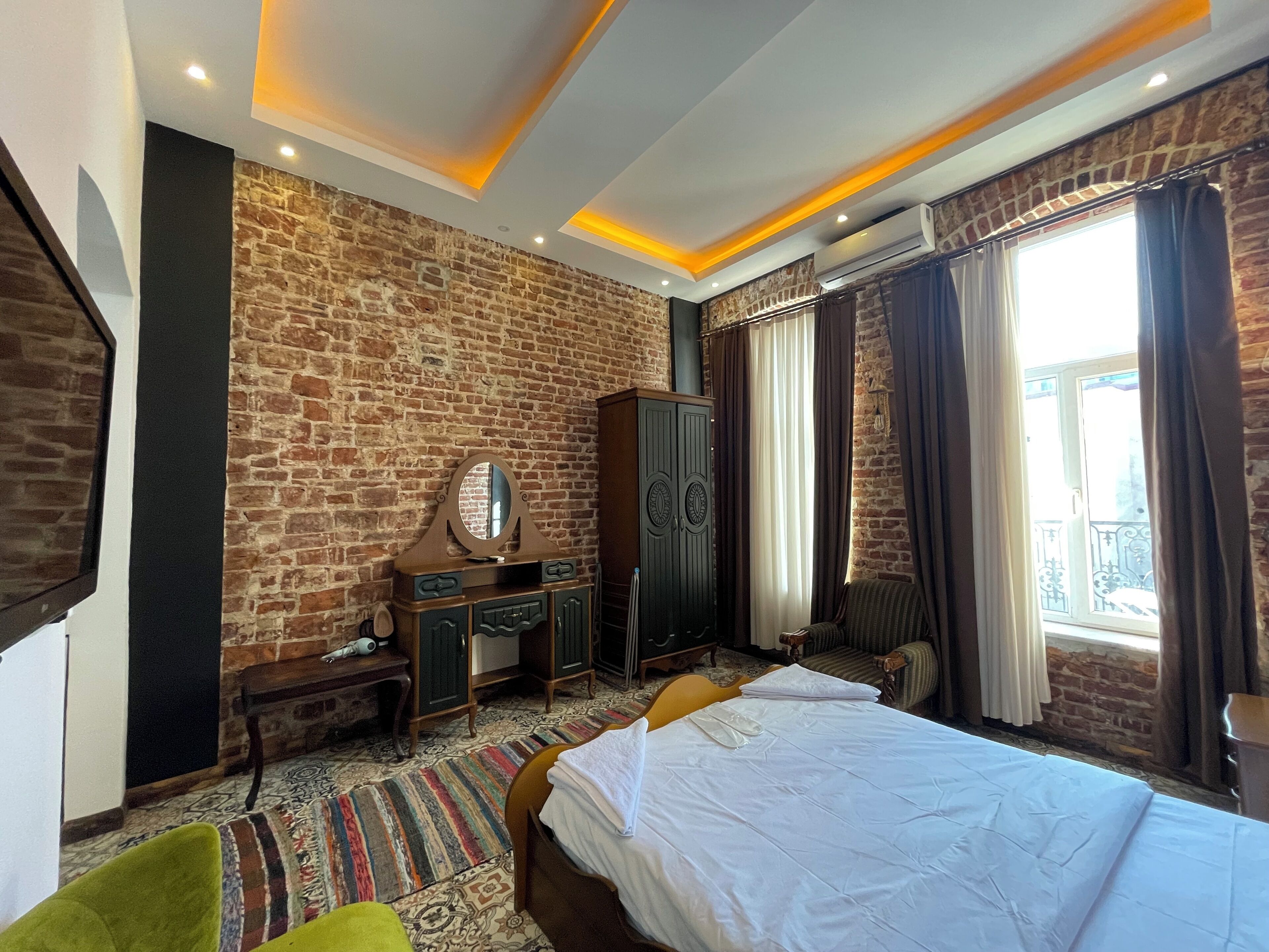 Taksim Stone Wall Apartments