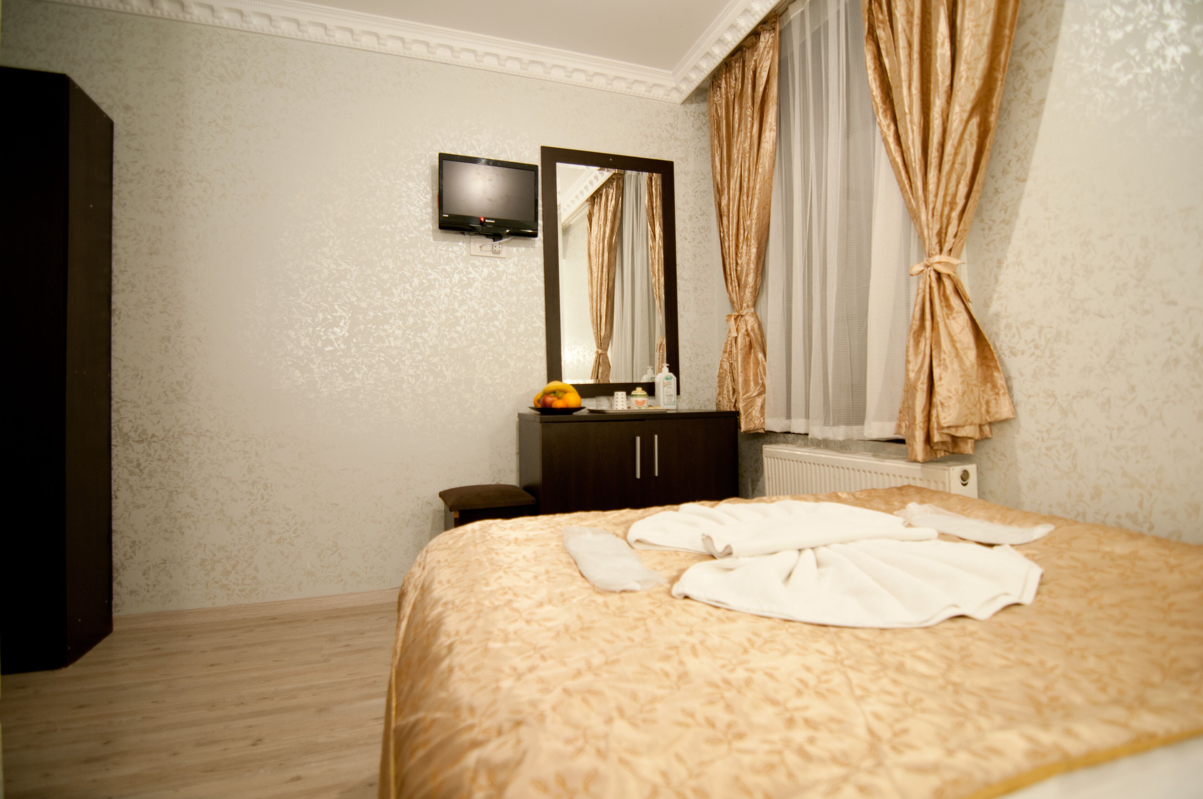 Golden Horn Park Hotel
