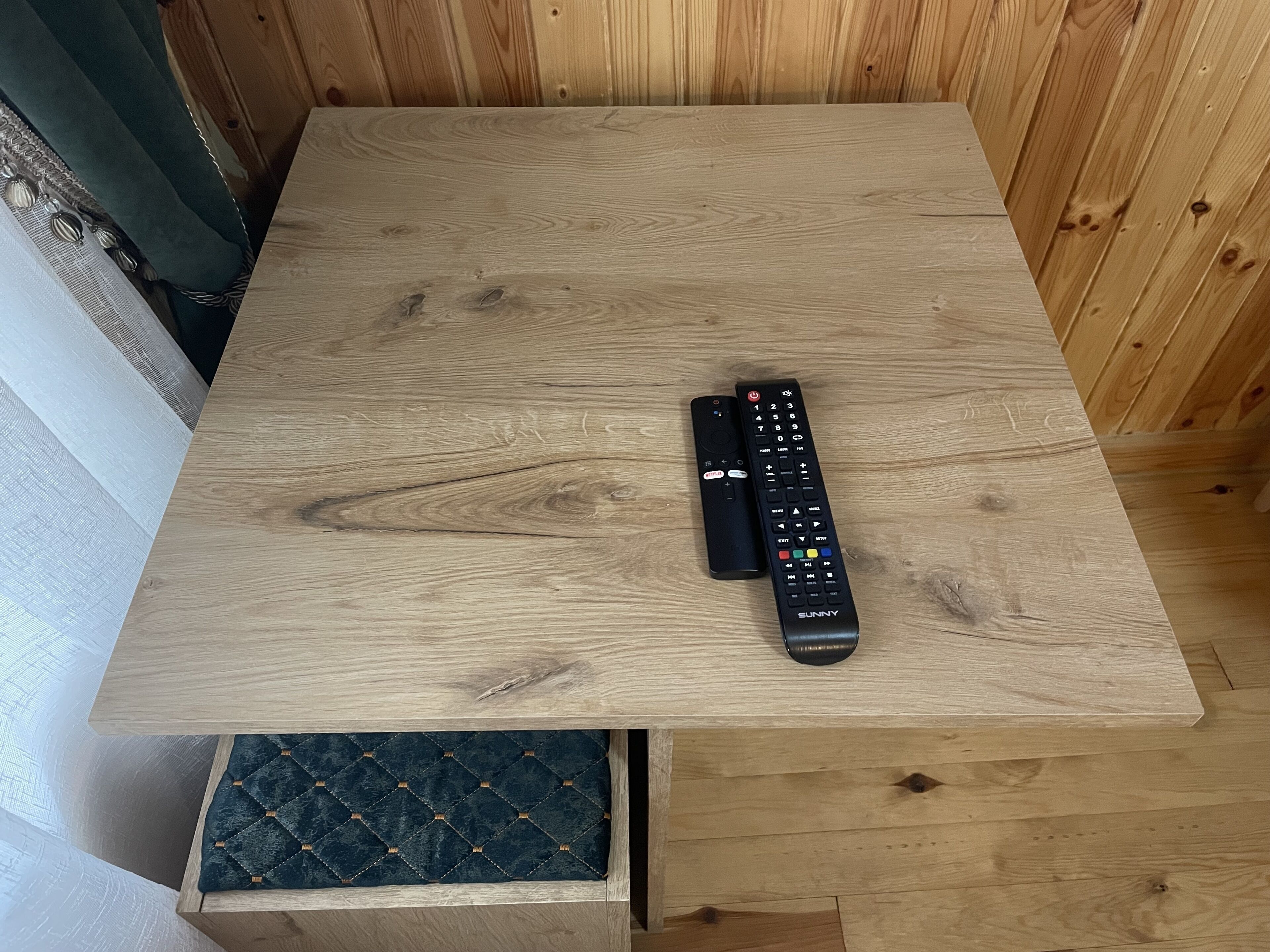 Golden Metro Boutique