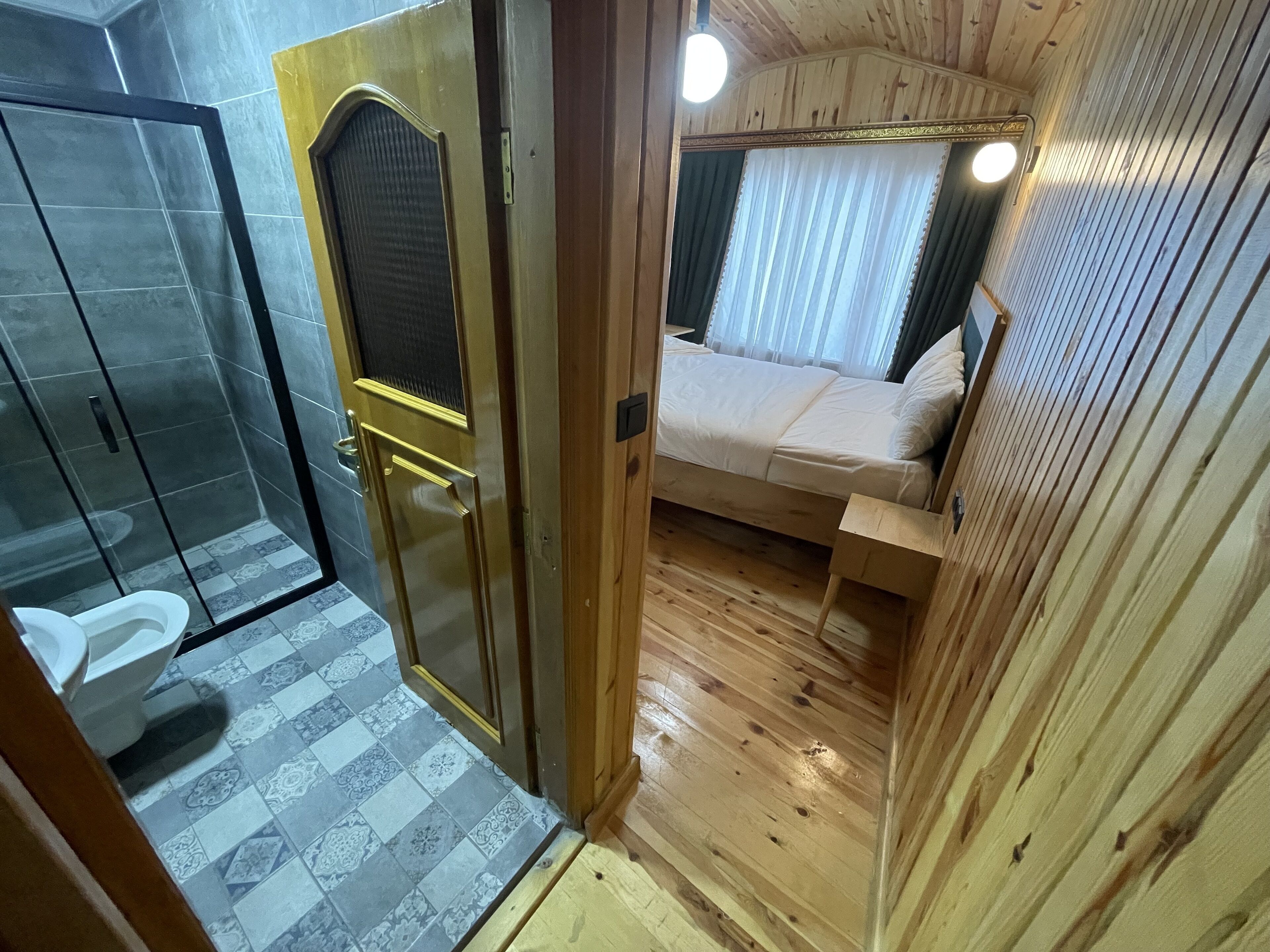 Golden Metro Boutique