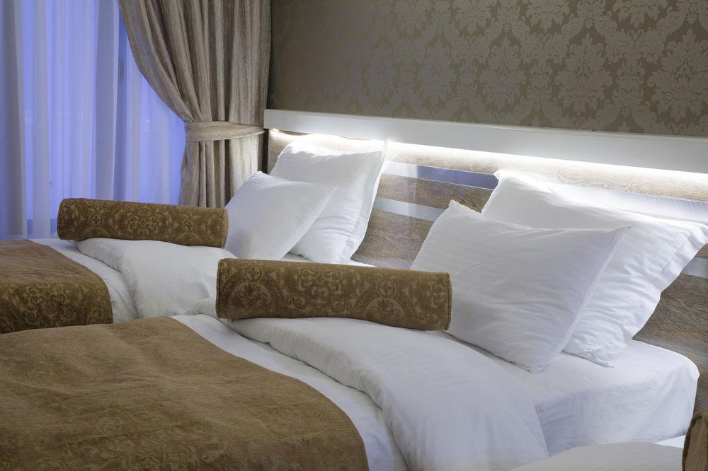 Golden Rain Hotel