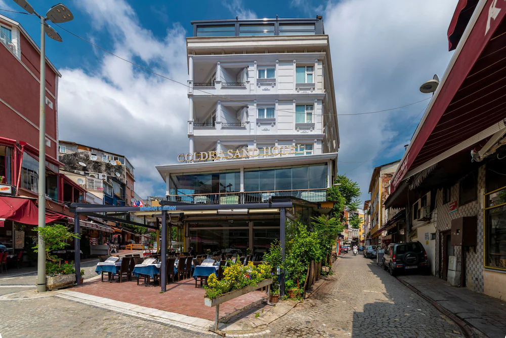 Golden Sand Hotel