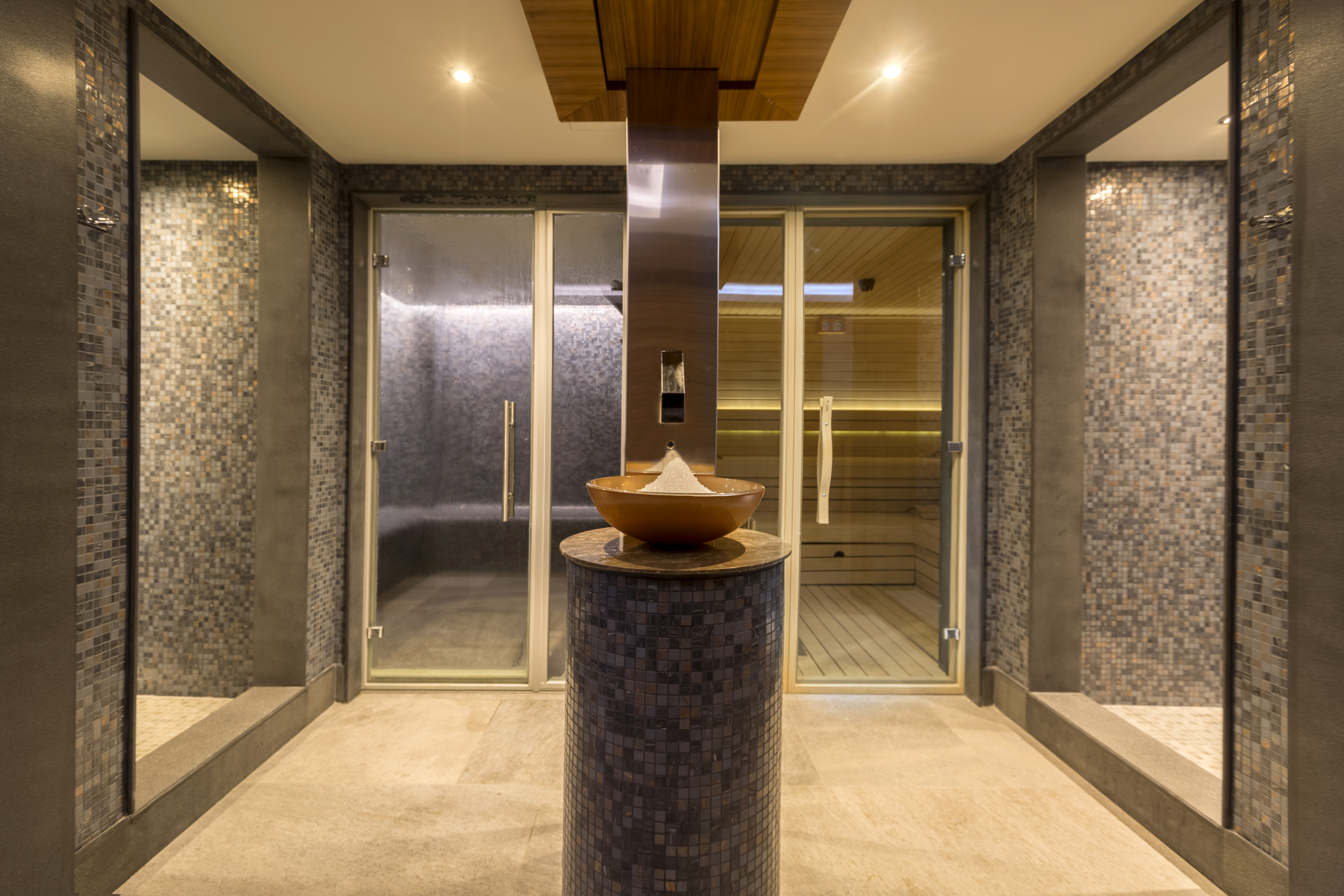 Golden Tulip Istanbul Bayrampasa