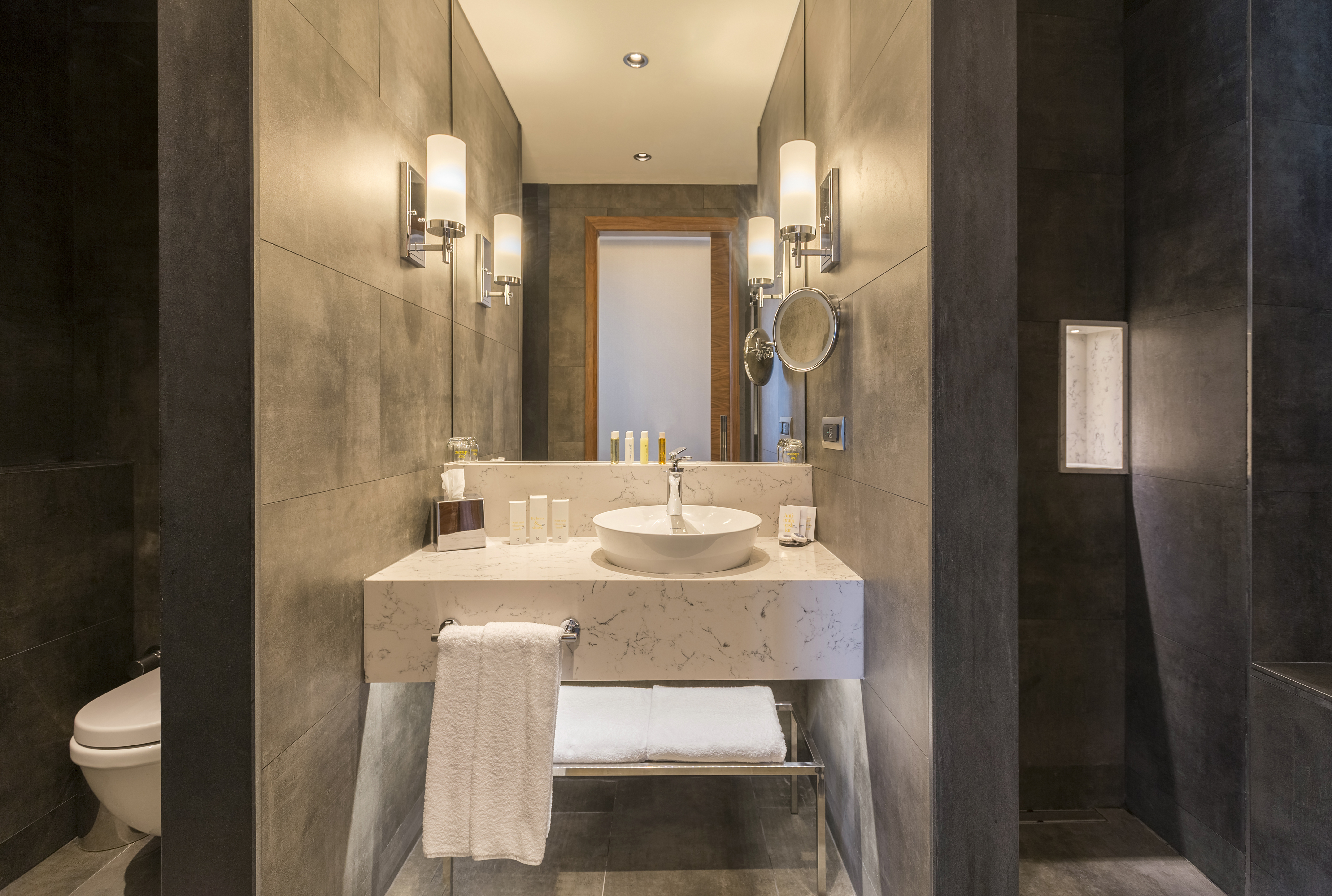 Golden Tulip Istanbul Bayrampasa