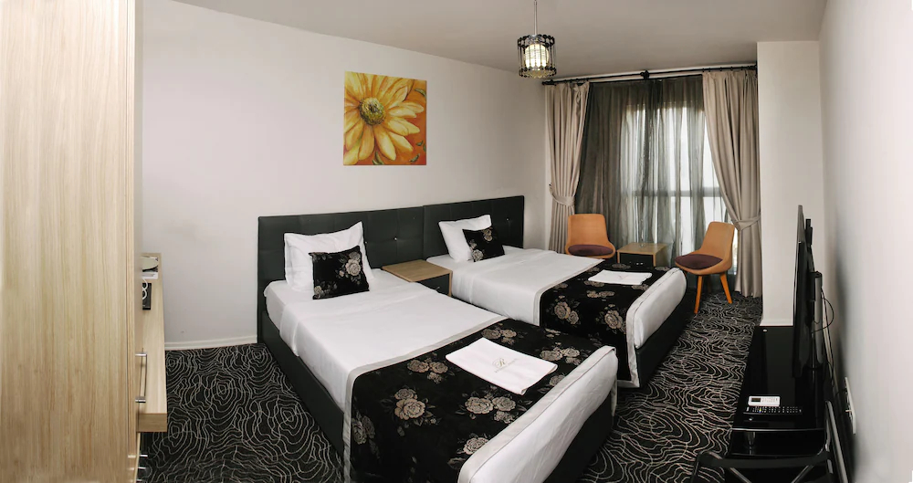Gold Suite