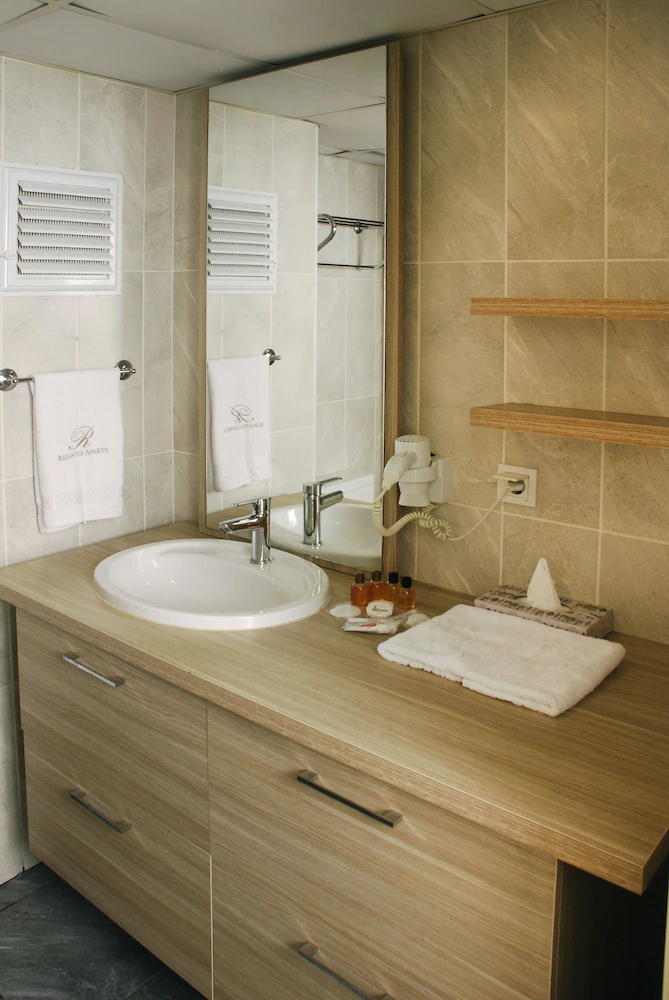 Gold Suite
