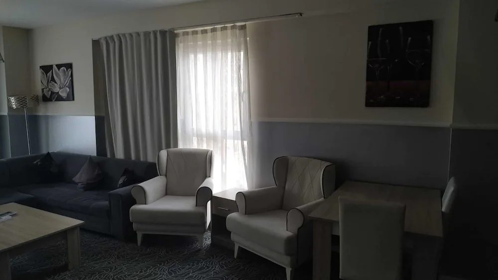 Gold Suite