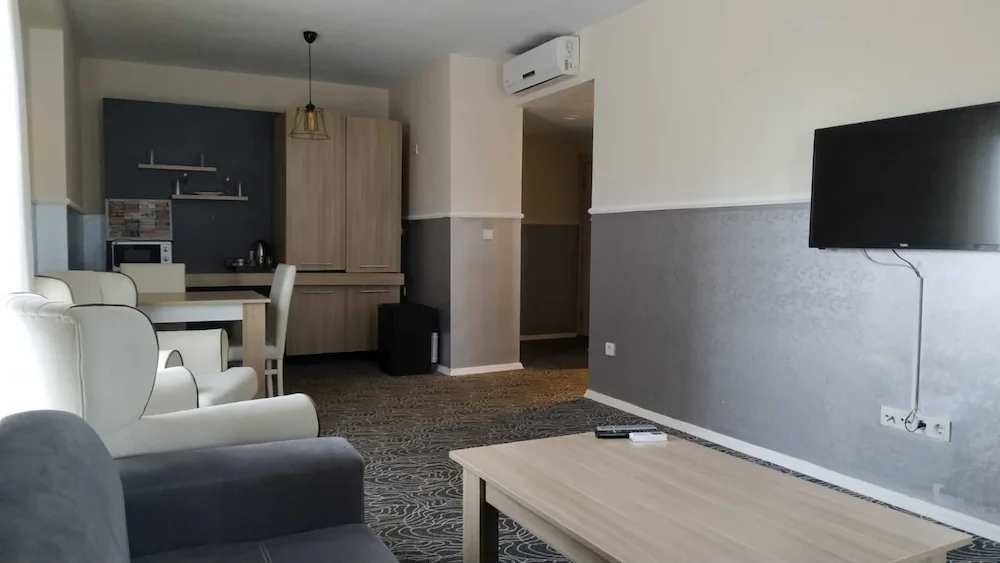 Gold Suite