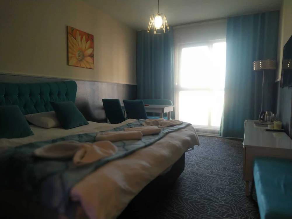 Gold Suite