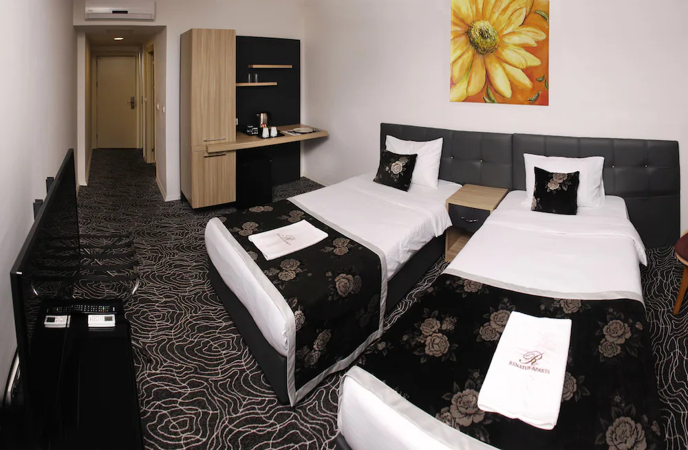 Gold Suite