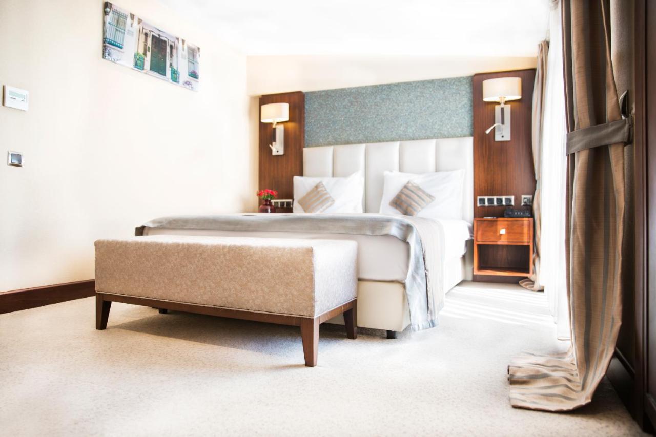 Grand Aras Hotel & Suites