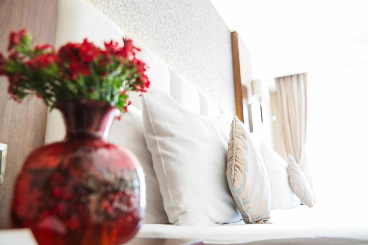 Grand Aras Hotel & Suites