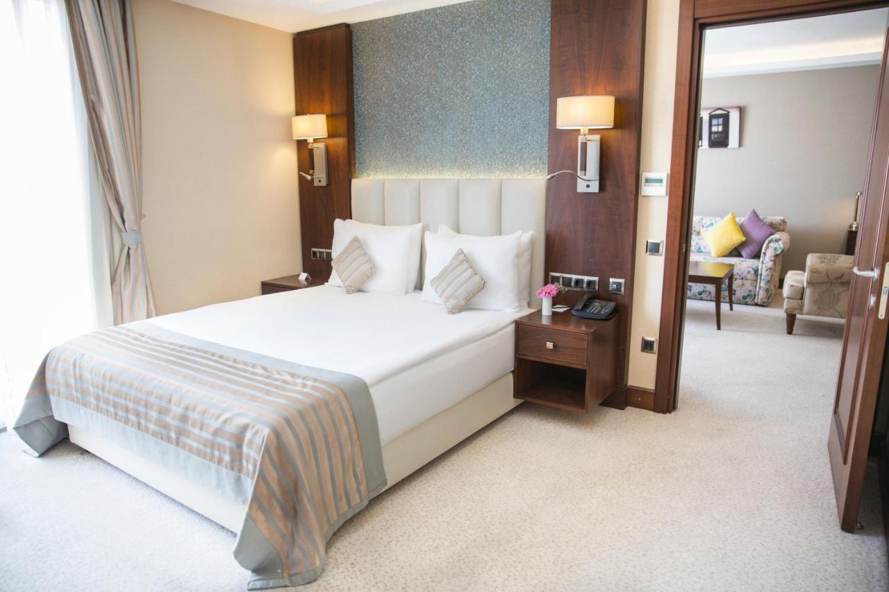 Grand Aras Hotel & Suites