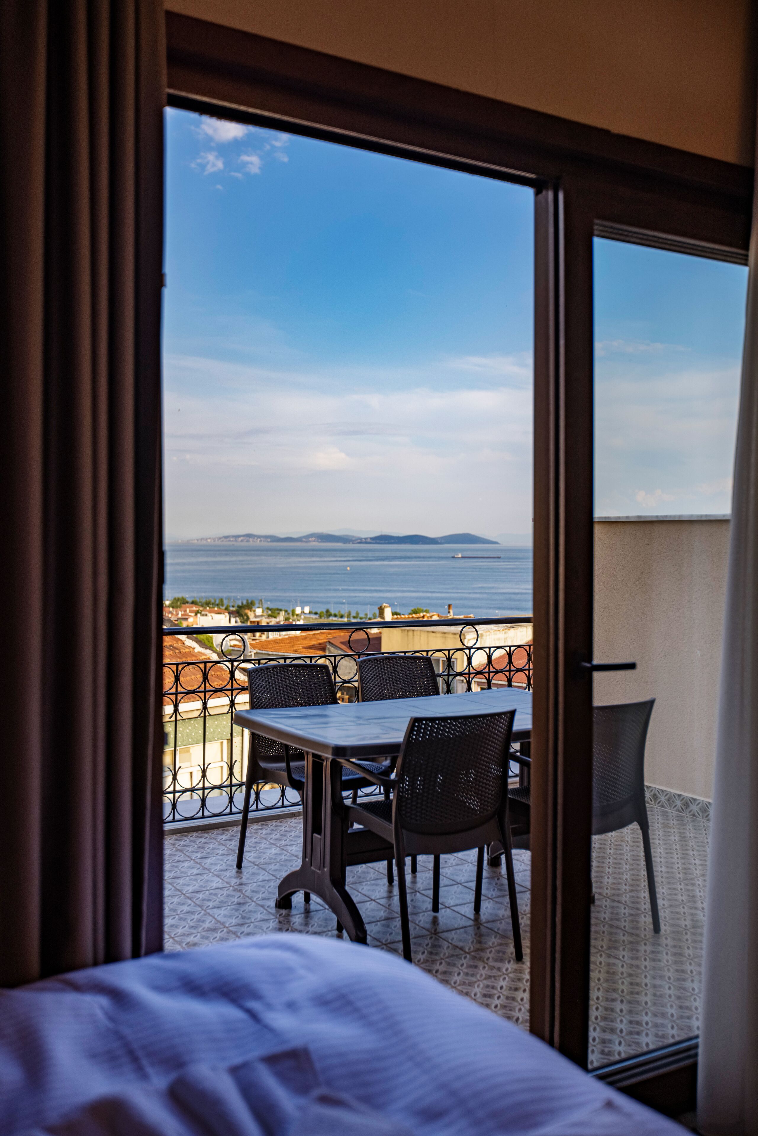 Grand Balyan Hotel & Restaurant