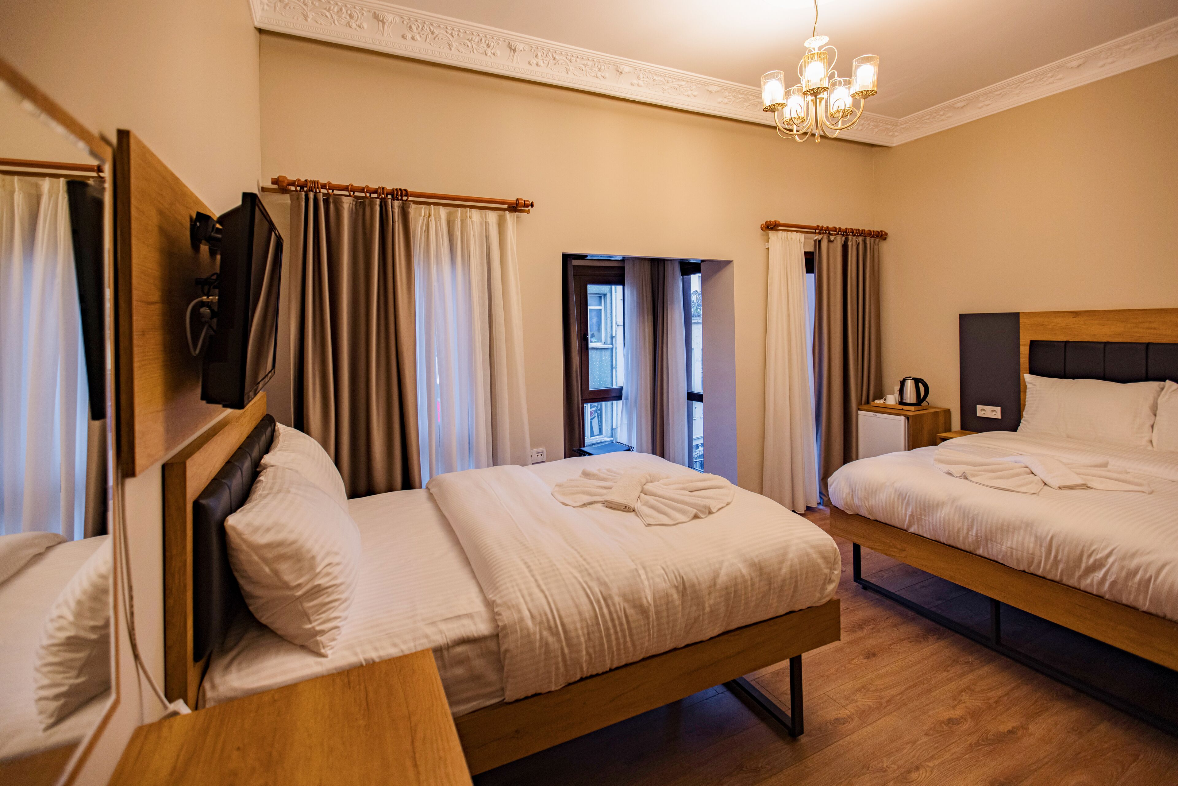 Grand Balyan Hotel & Restaurant