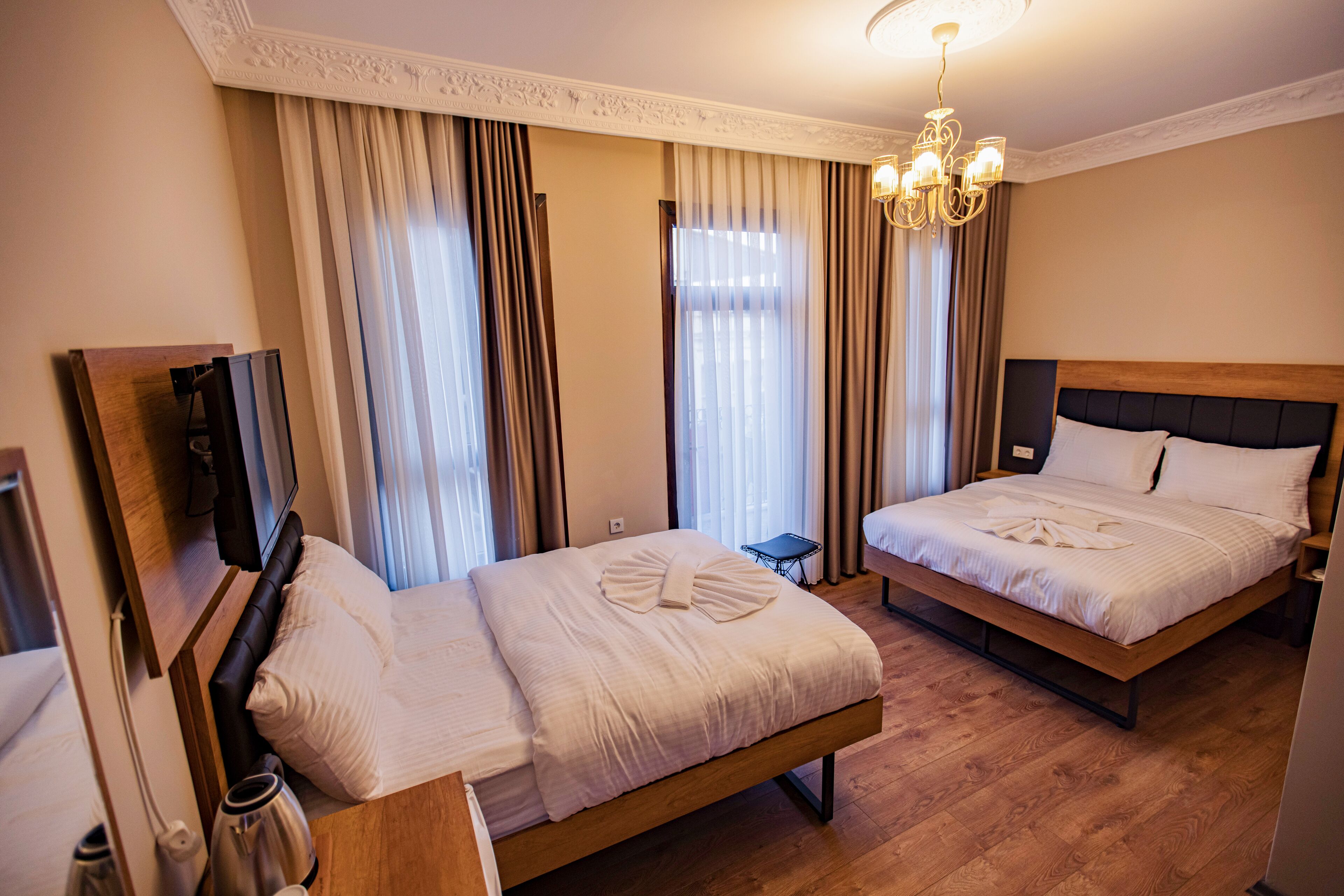 Grand Balyan Hotel & Restaurant