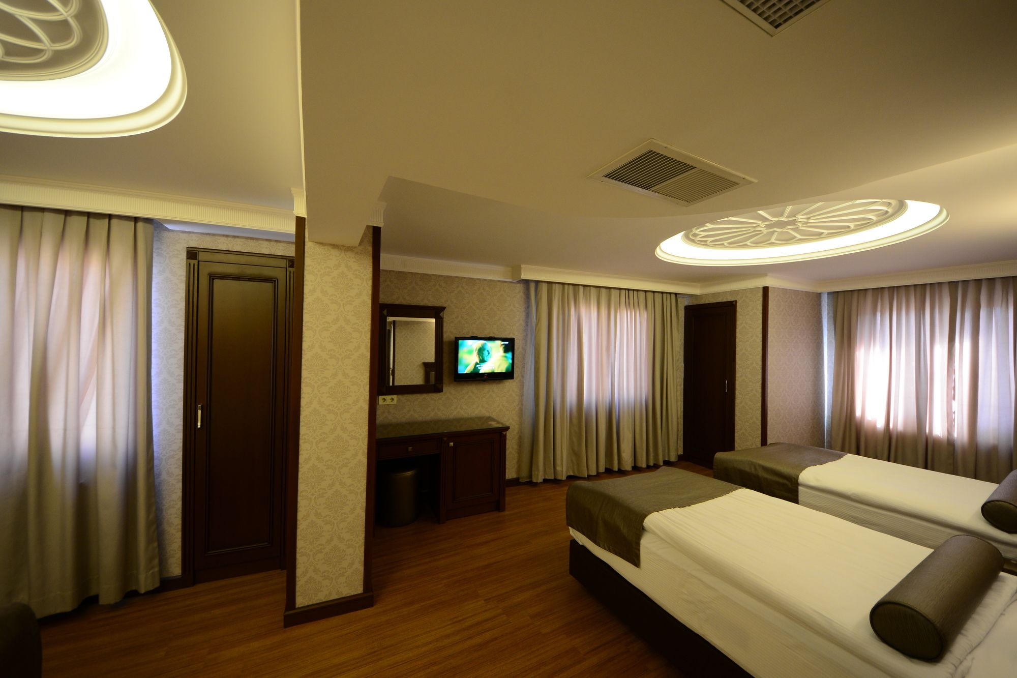 Grand Bazaar Hotel