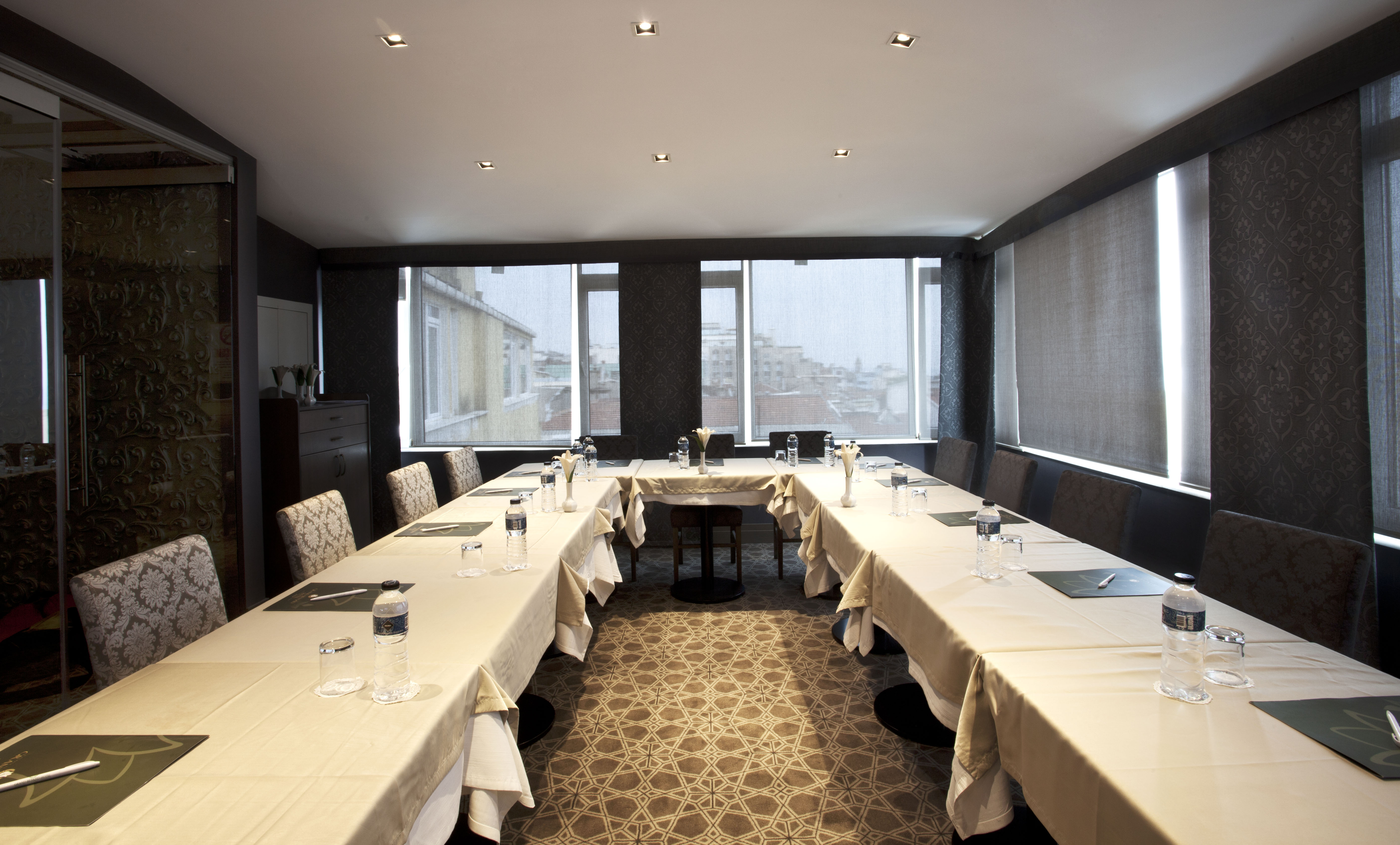 AHC Grand Bazaar Hotel