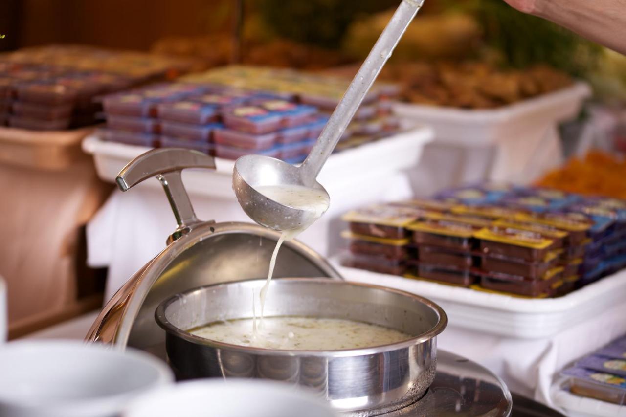 Grand Hilarium Hotel