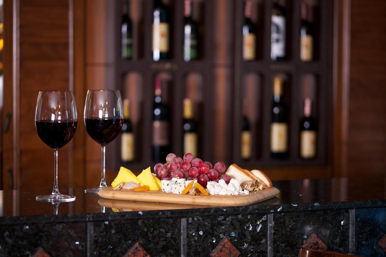 Grand Hilarium Hotel