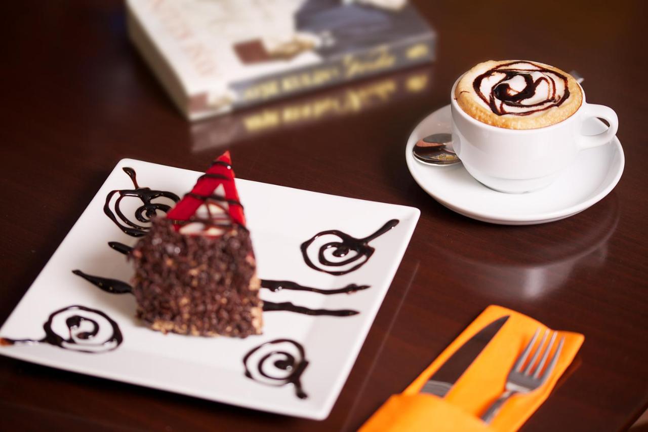 Grand Hilarium Hotel