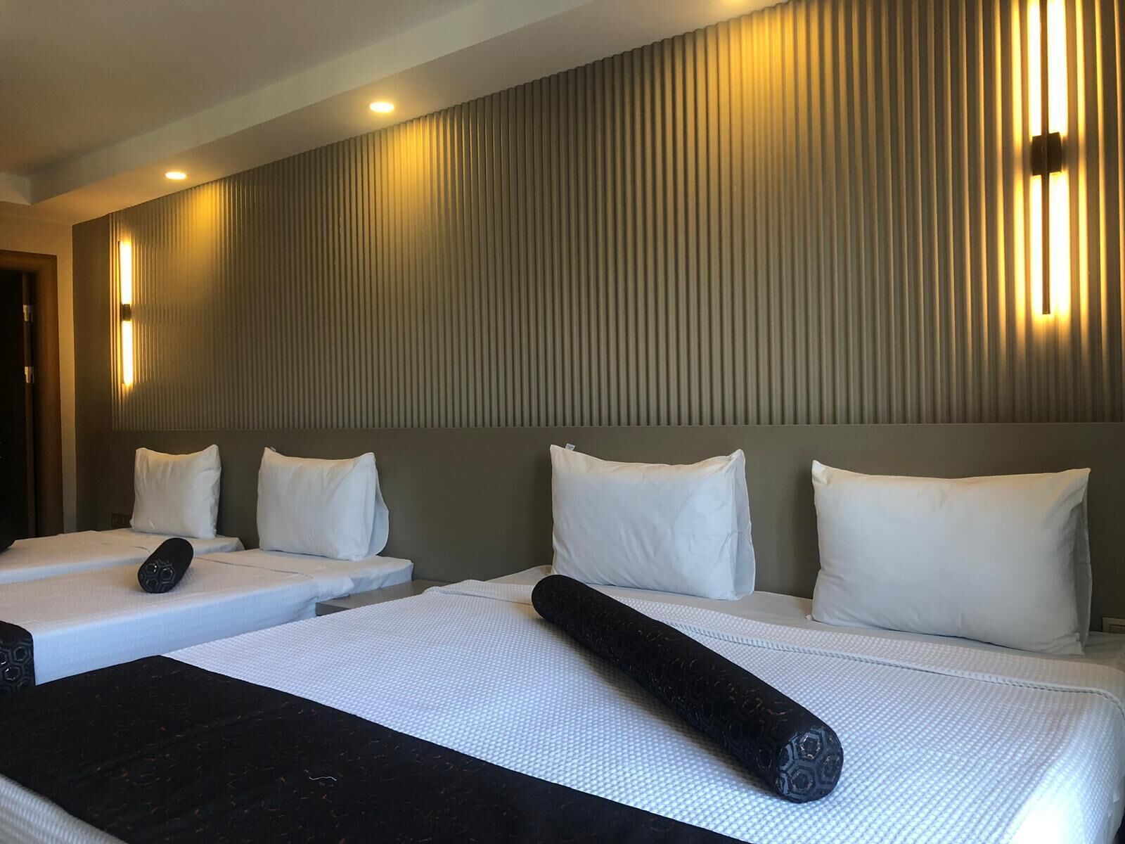 Grand Iska Hotel