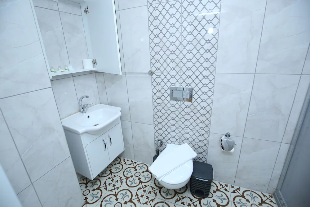 Grand Almira Hotel