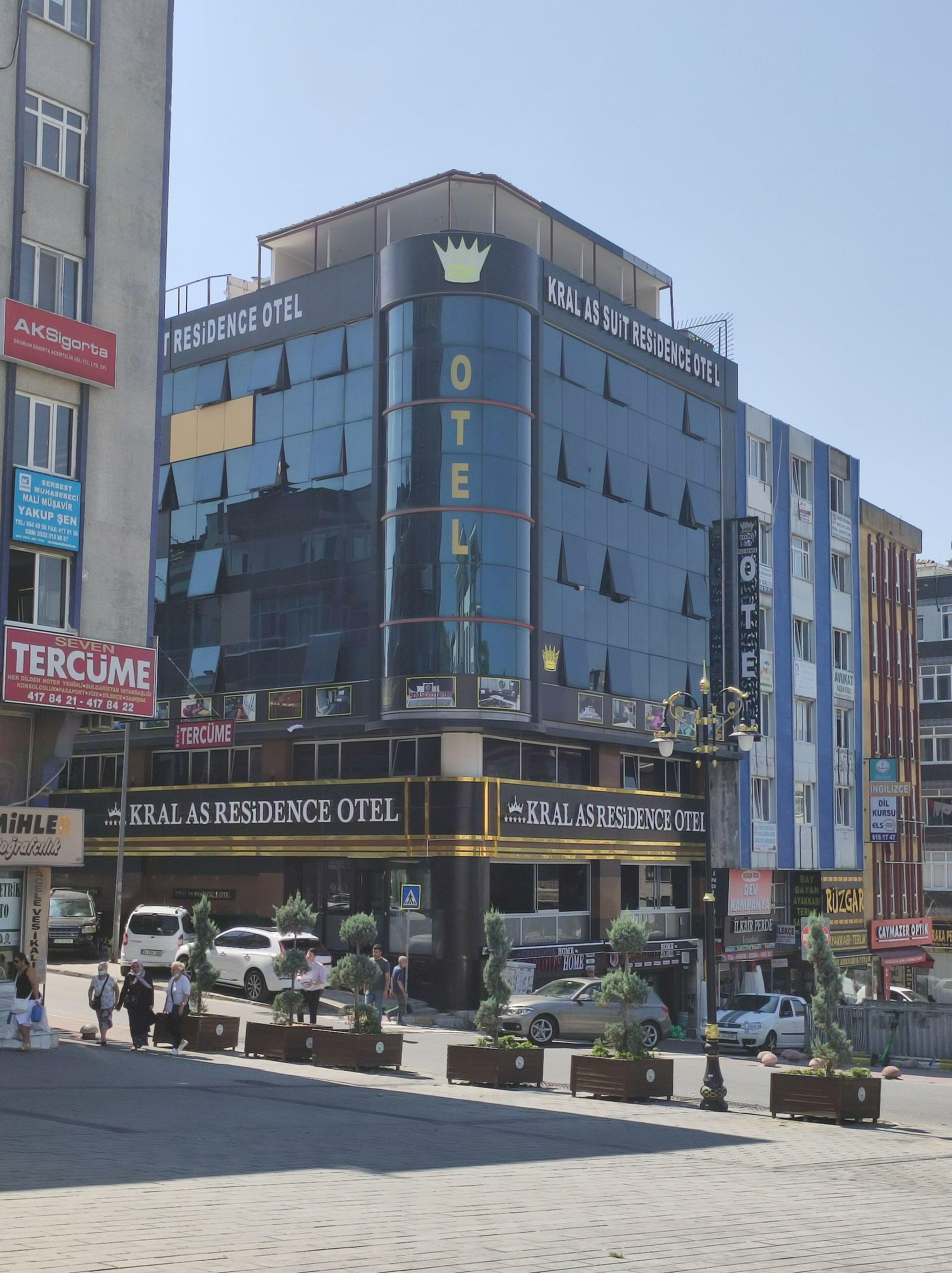 Grand Lara Hotel & Apartments