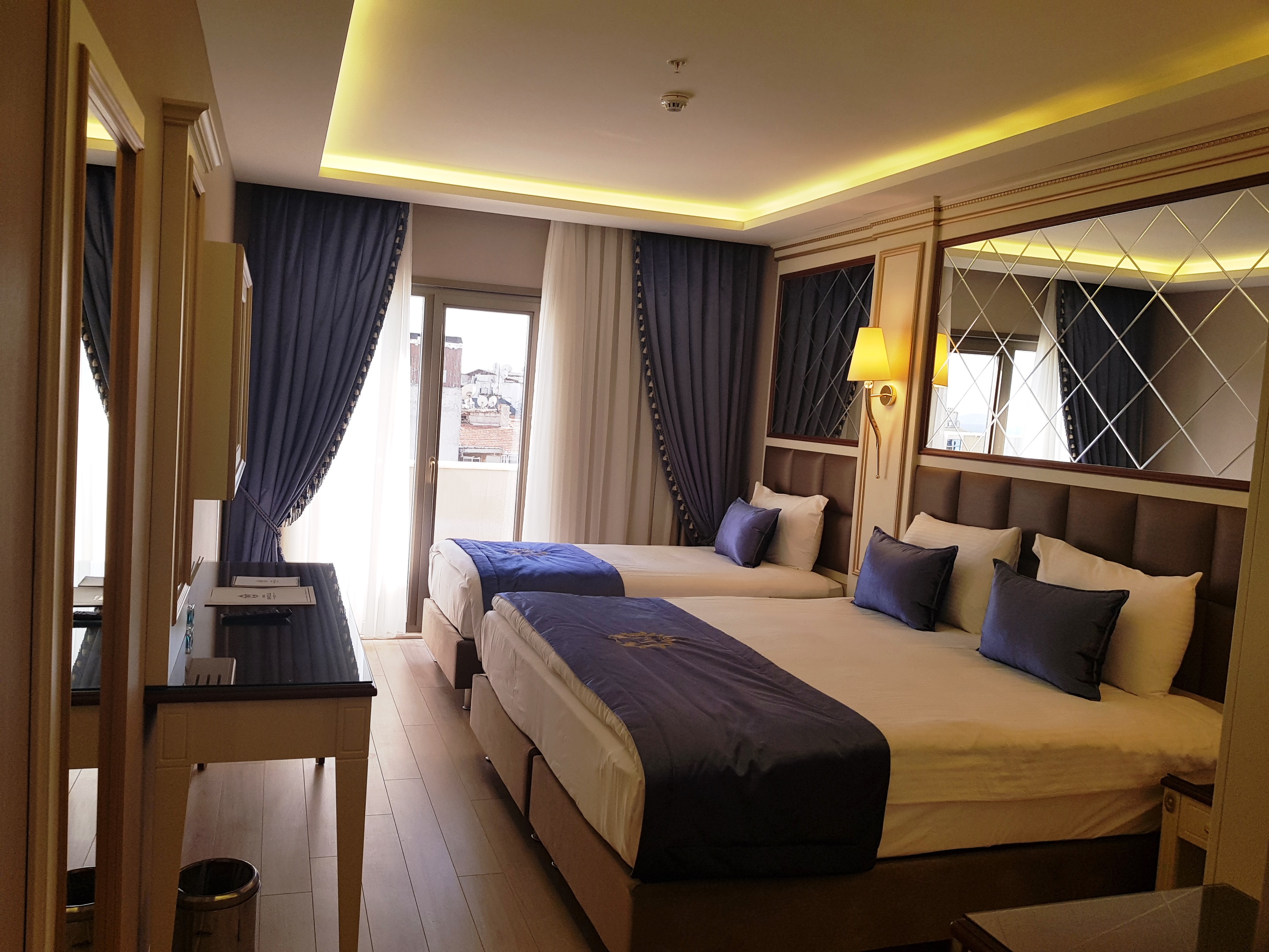 Grand Marcello Hotel