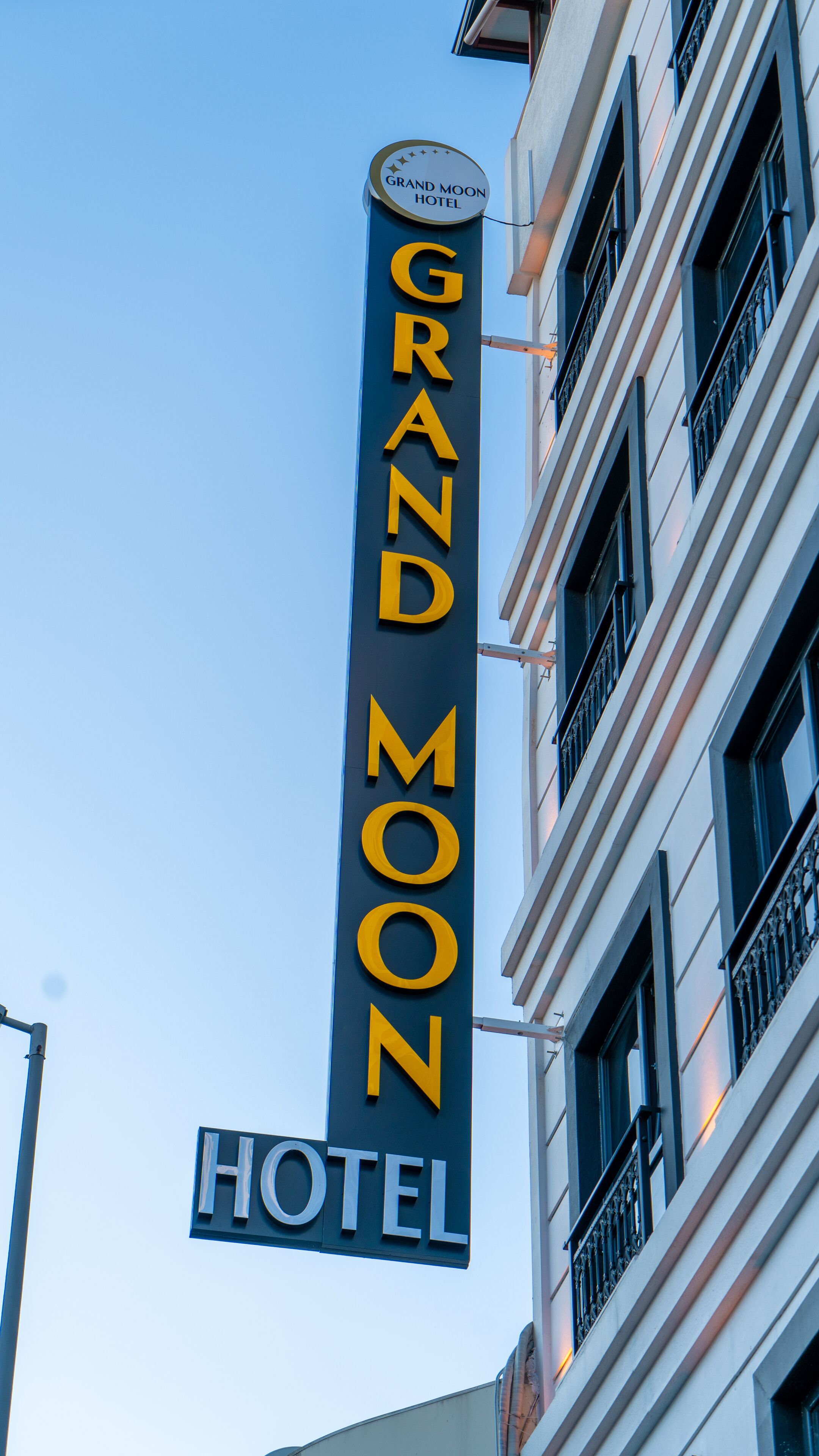 Grand Moon Hotel