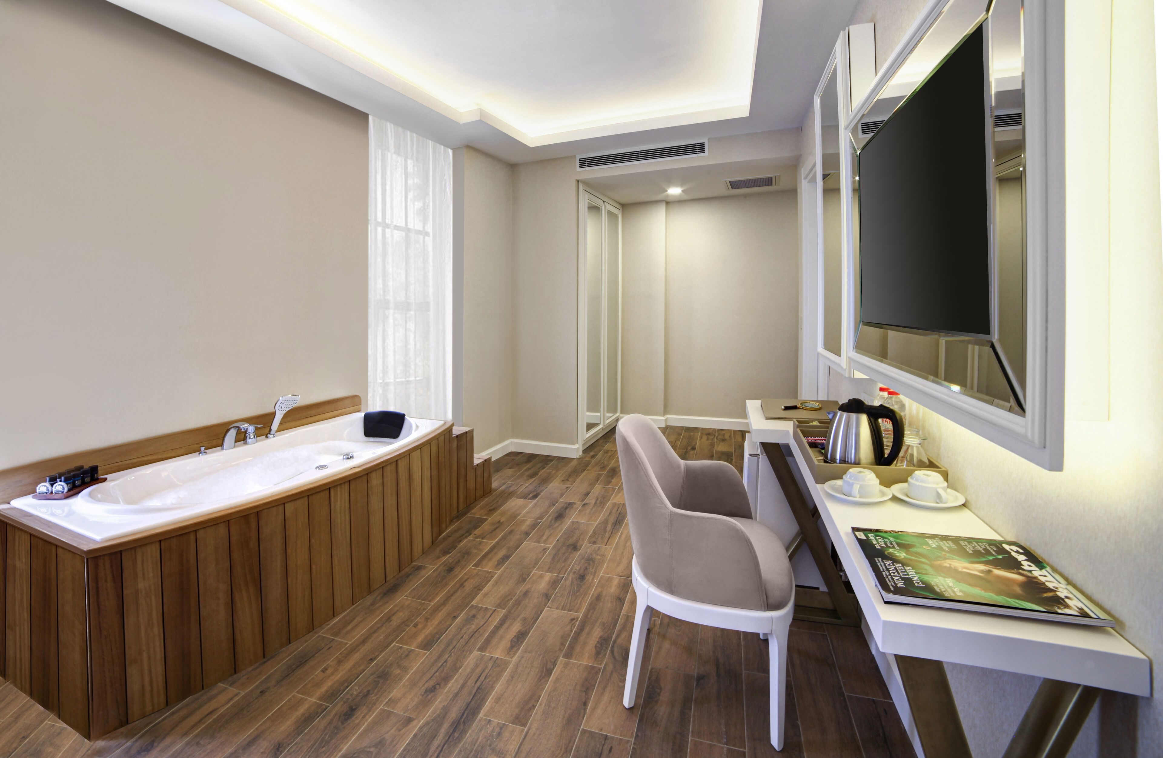 Great Fortune Design Hotel