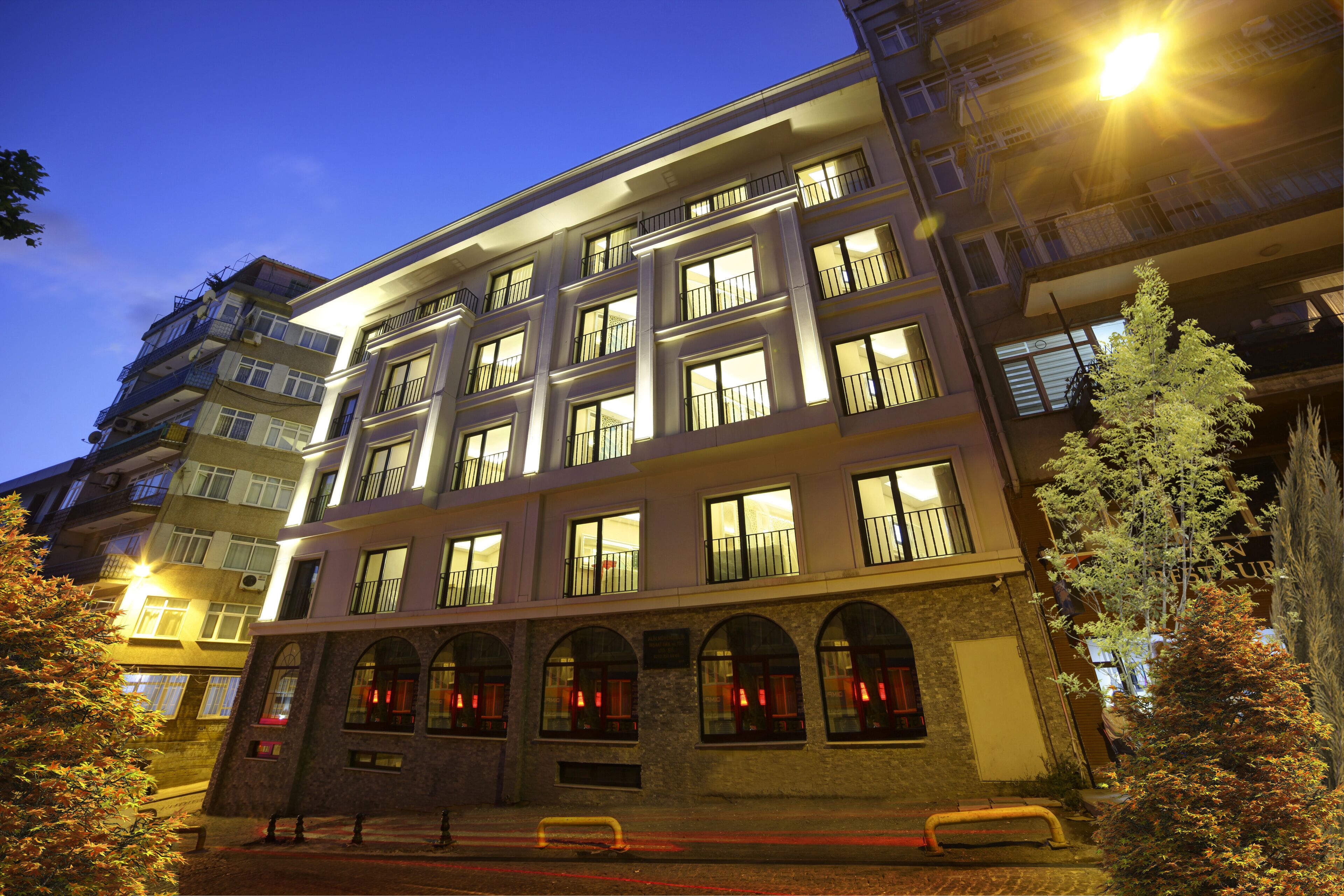 Great Fortune Design Hotel