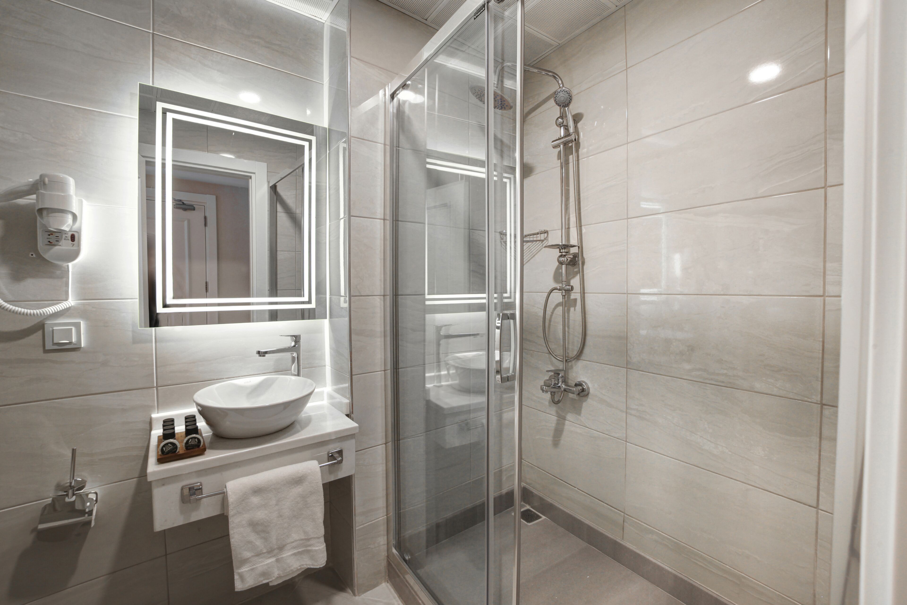 Great Fortune Design Hotel