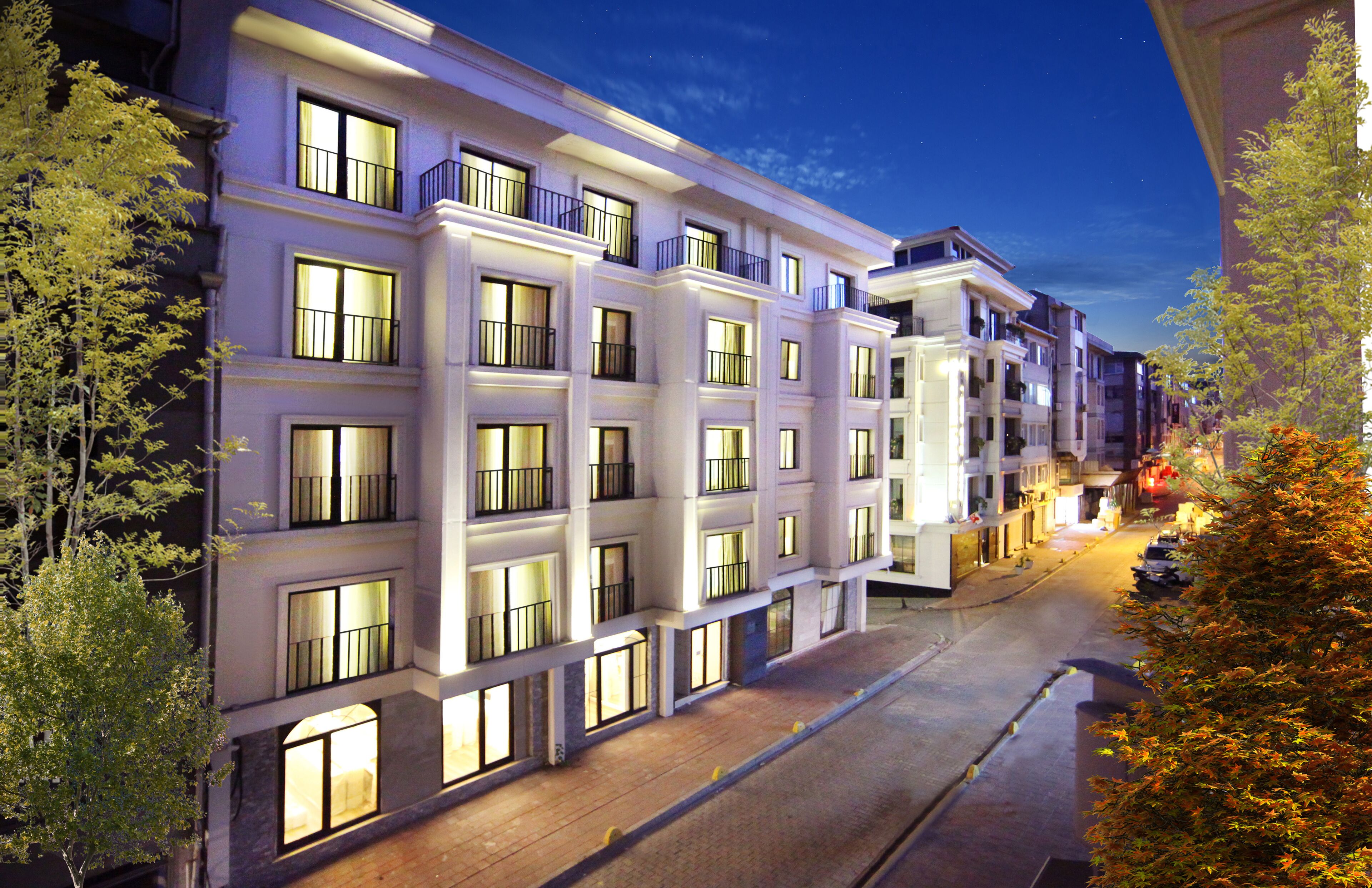 Great Fortune Design Hotel