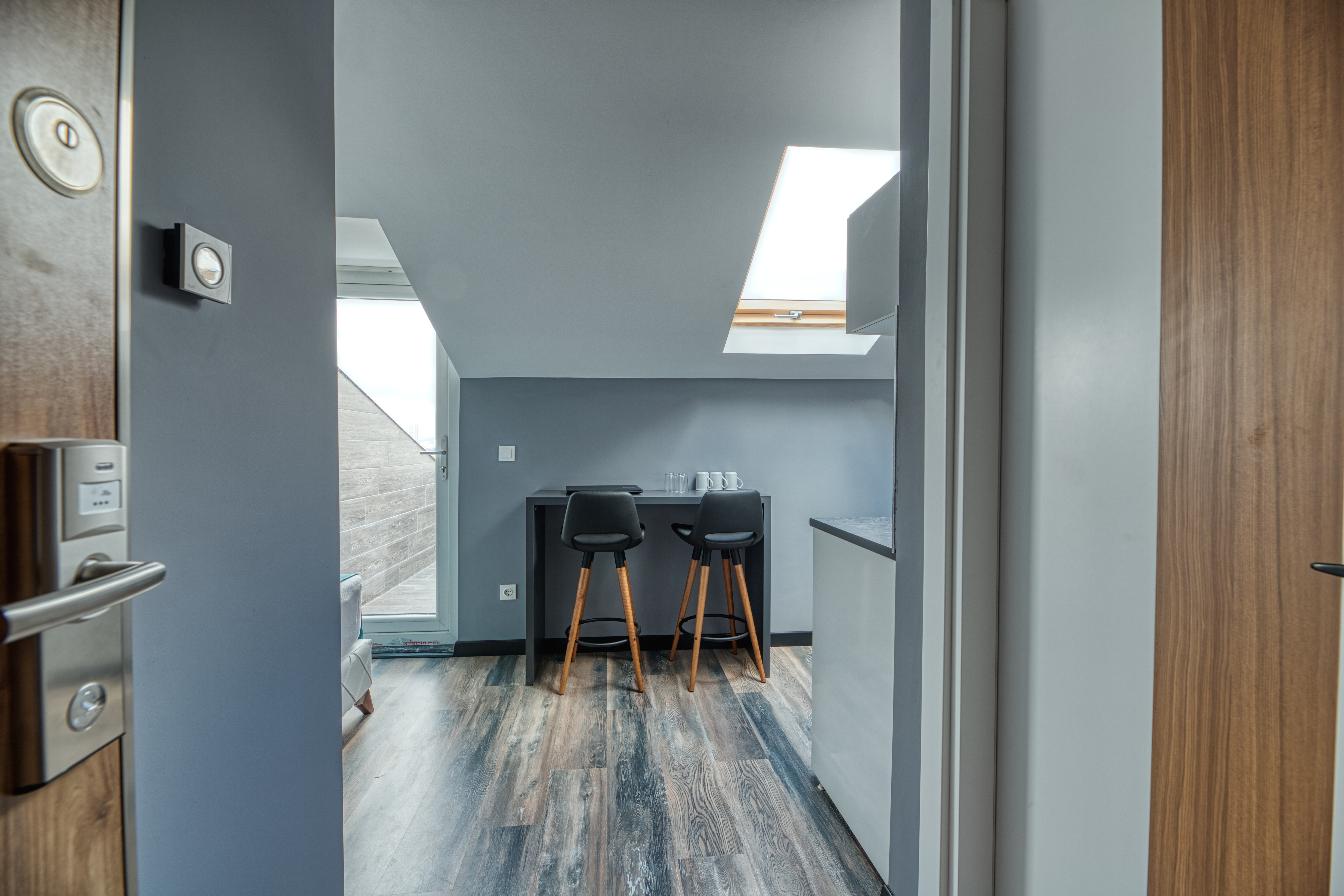 Gris & Verde Suite Hotel