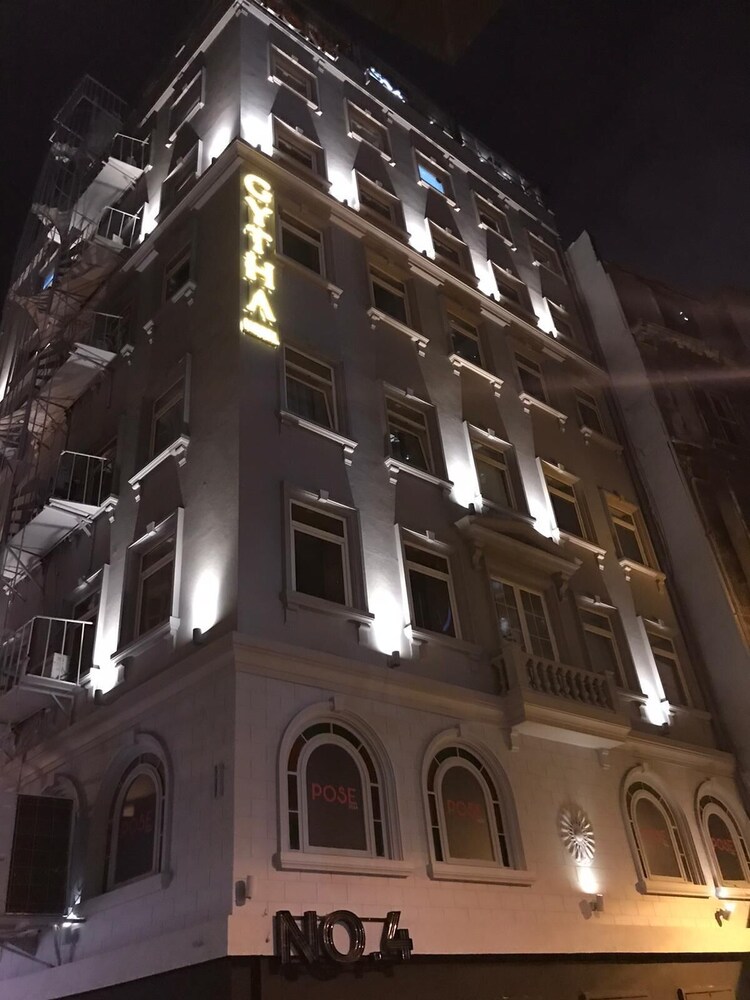 Voir Hotel Pera