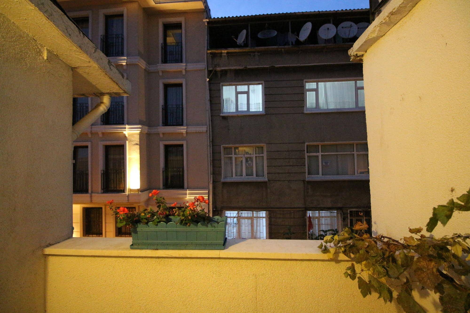 Nezahat Sultan Apart Hotel
