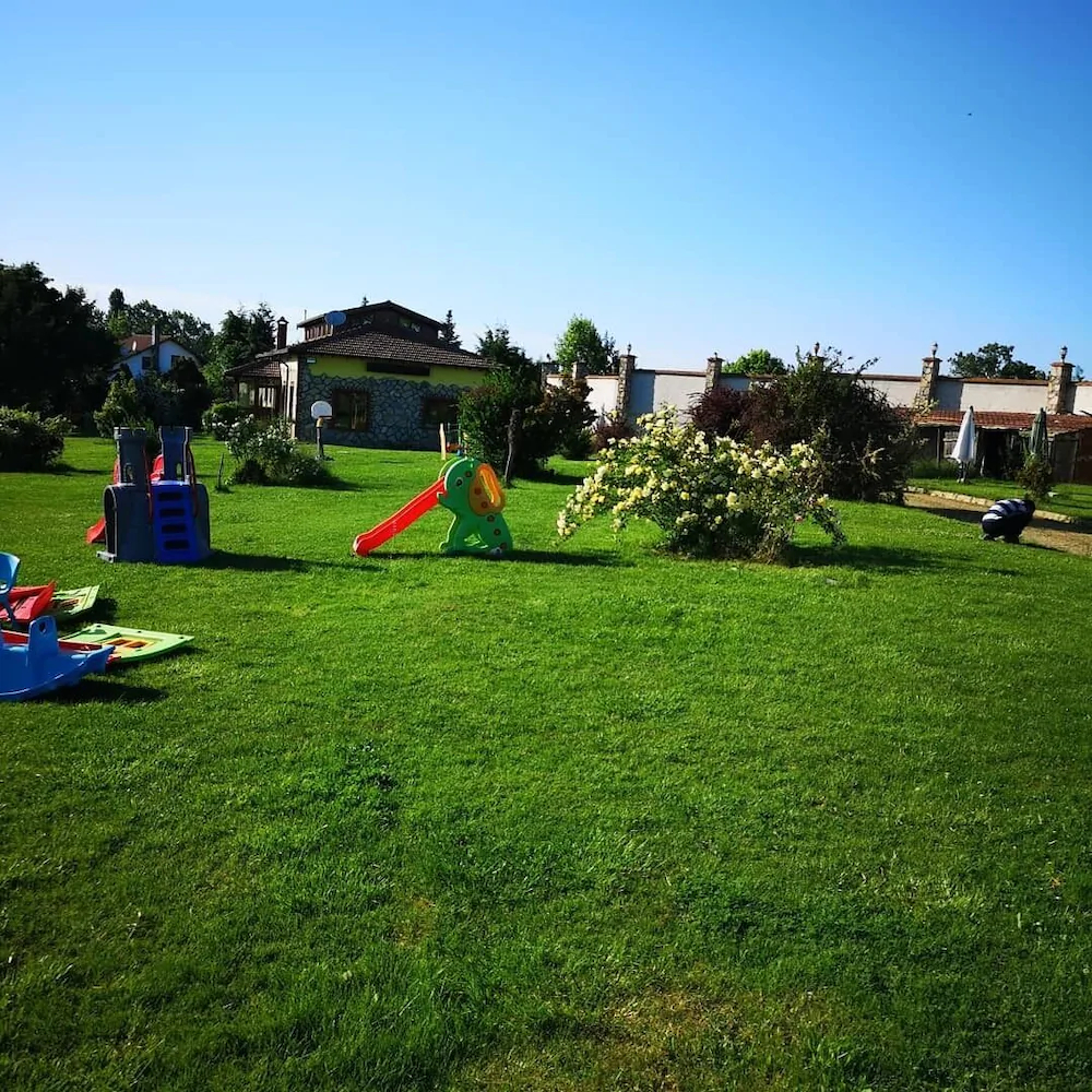 Haznedar Bungalow Hotel