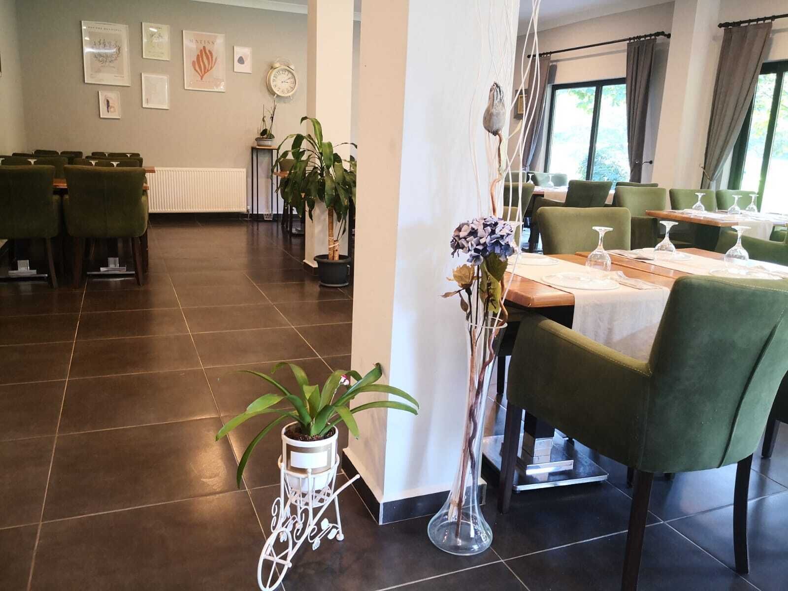 HBS Boutique Hotel  Garden & Restaurant