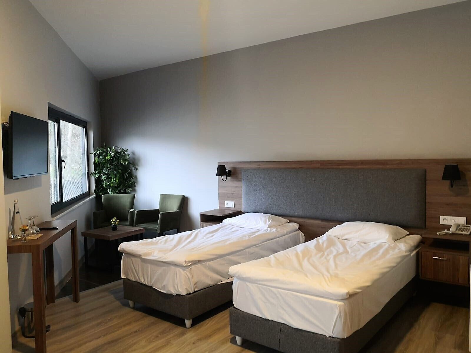 HBS Boutique Hotel  Garden & Restaurant