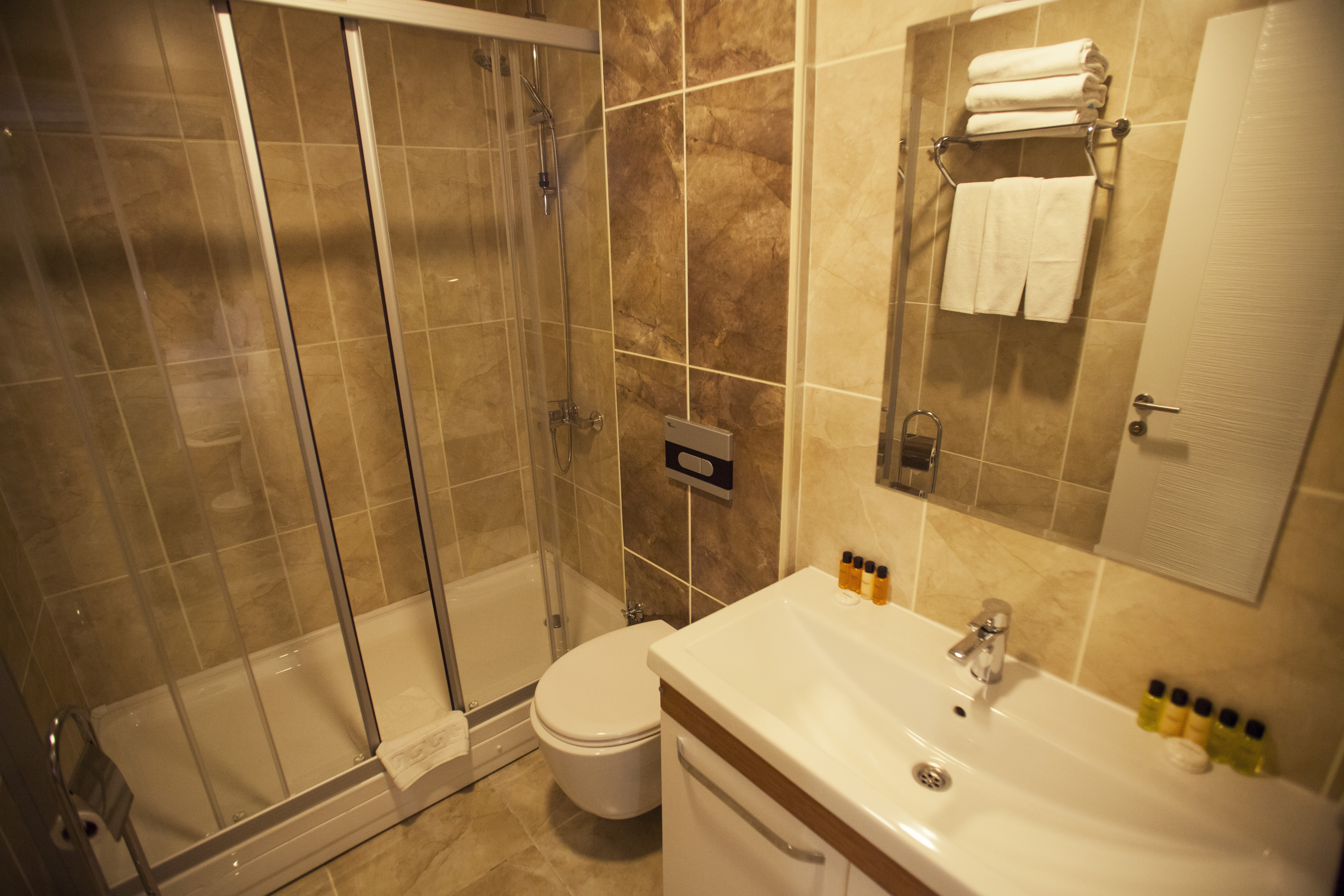 Helikon Business Hotel