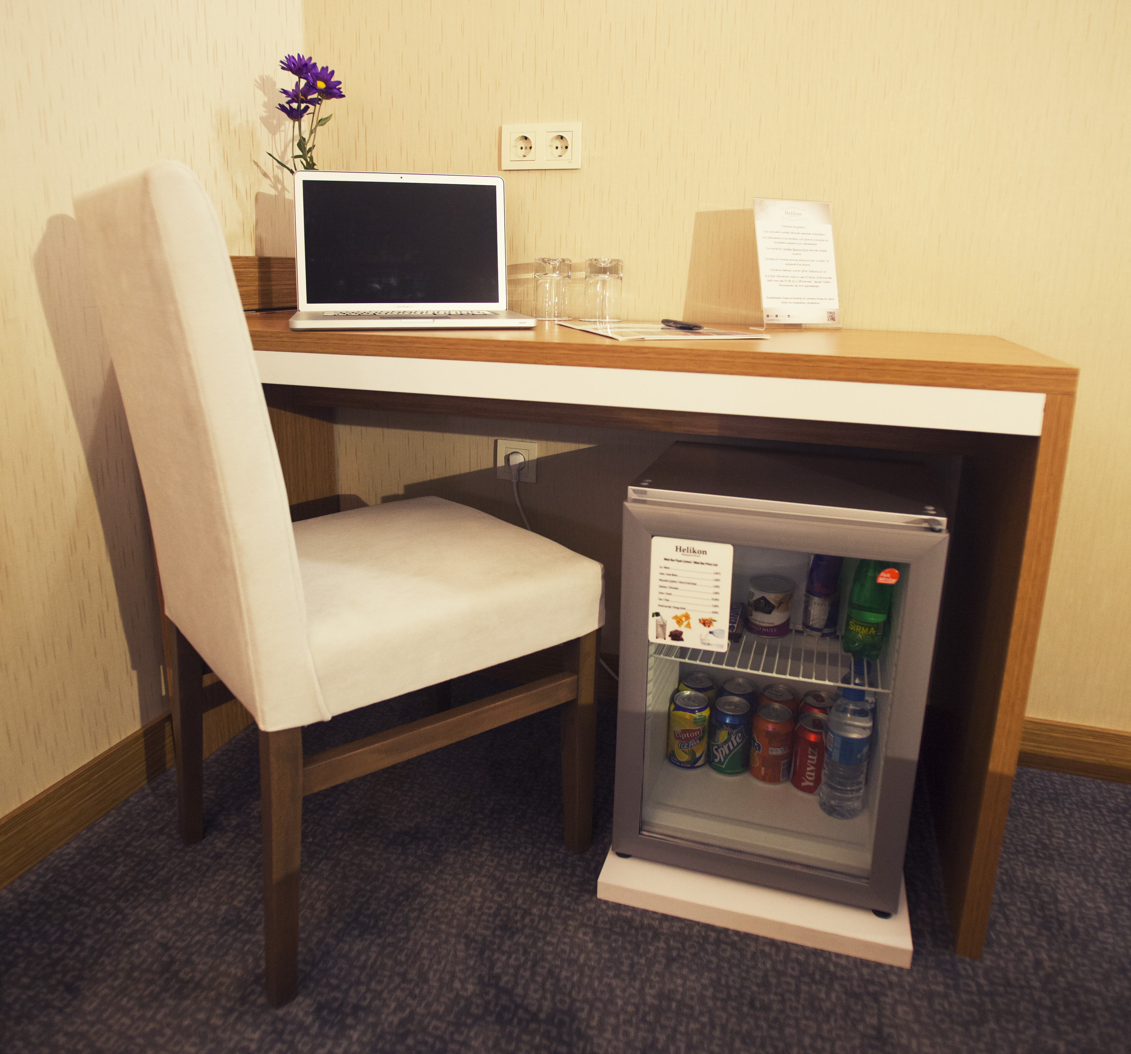 Helikon Business Hotel